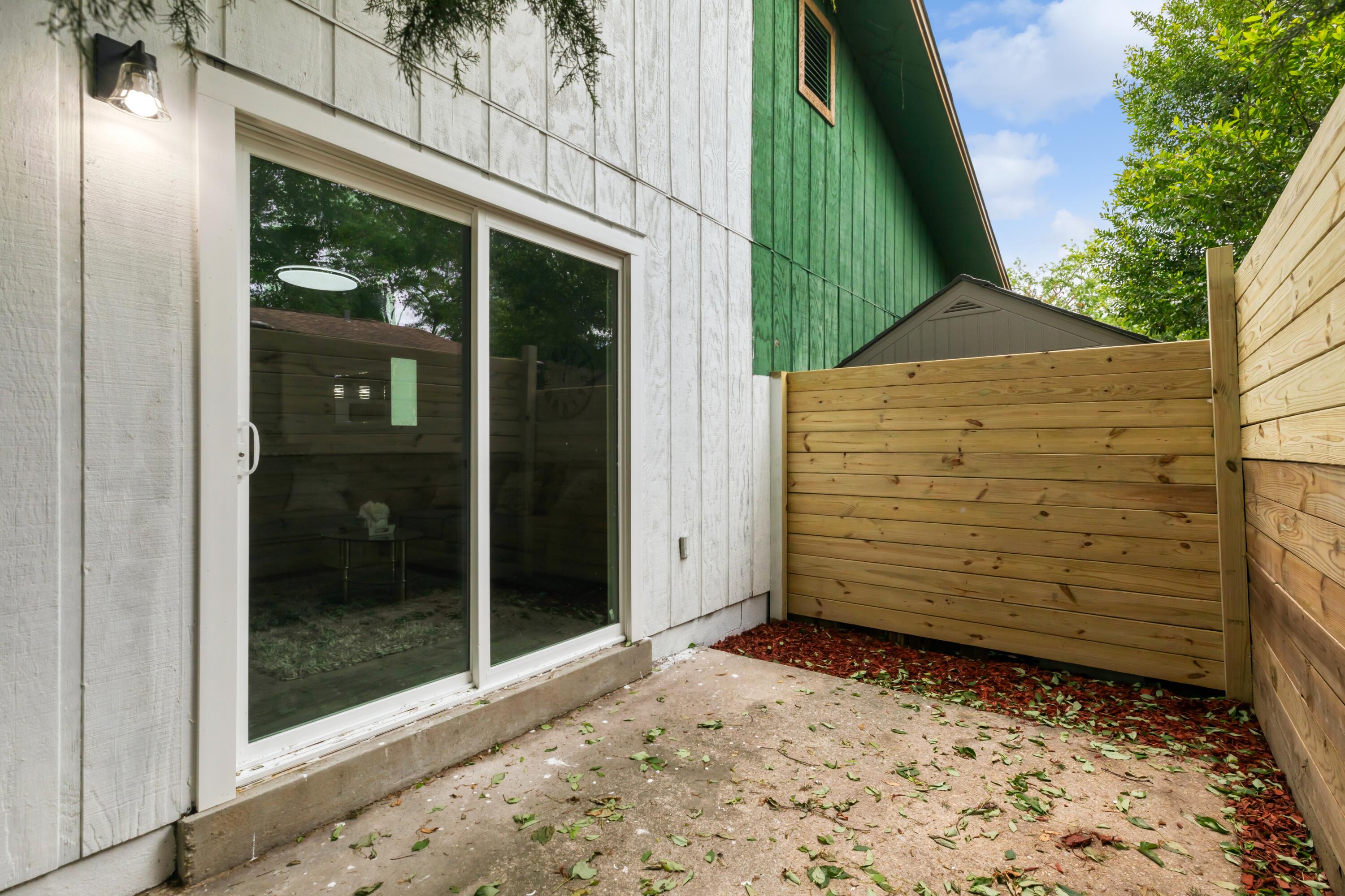 LINCOLN BAYOU PATIO HOMES - Residential