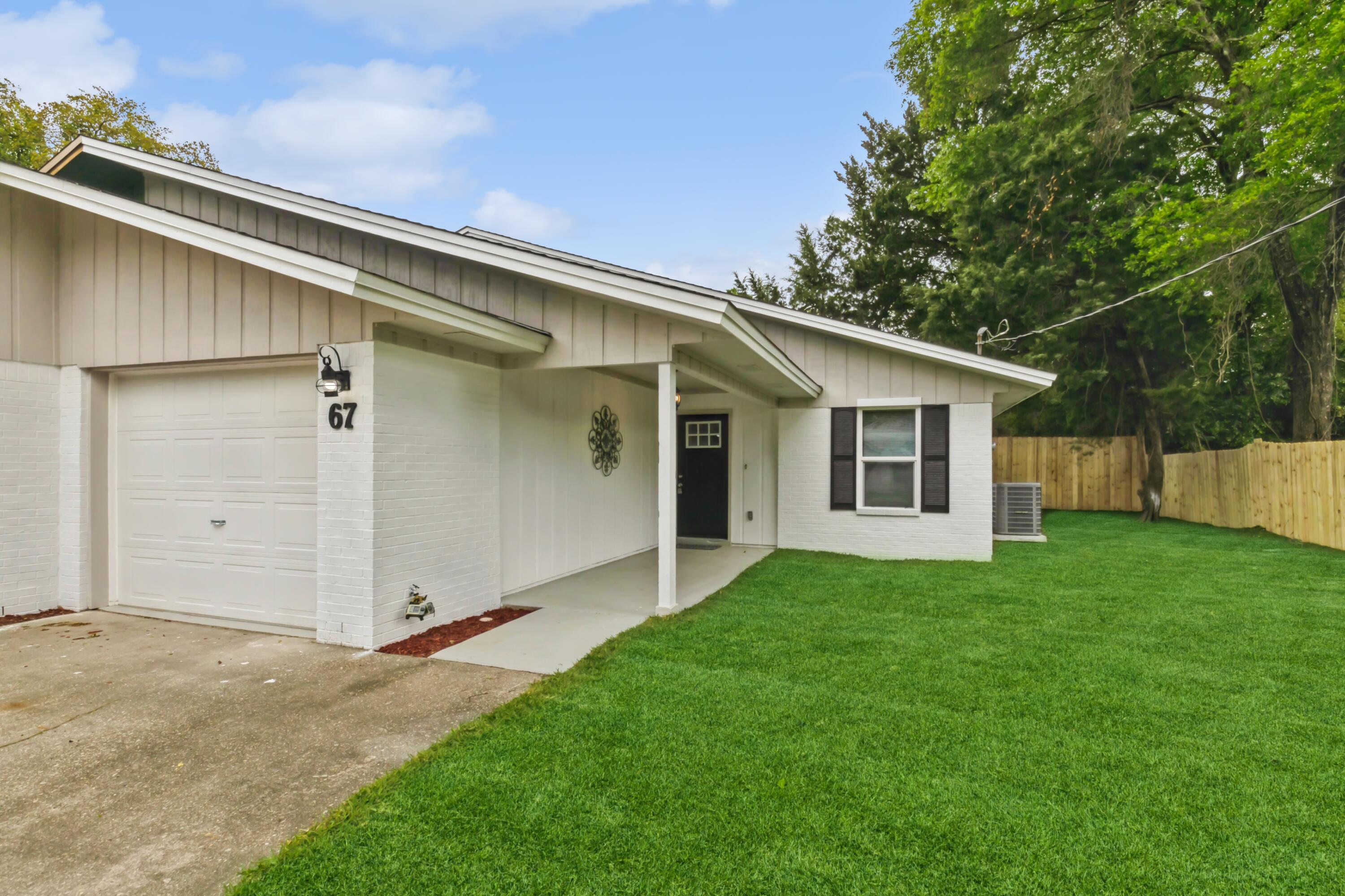 LINCOLN BAYOU PATIO HOMES - Residential