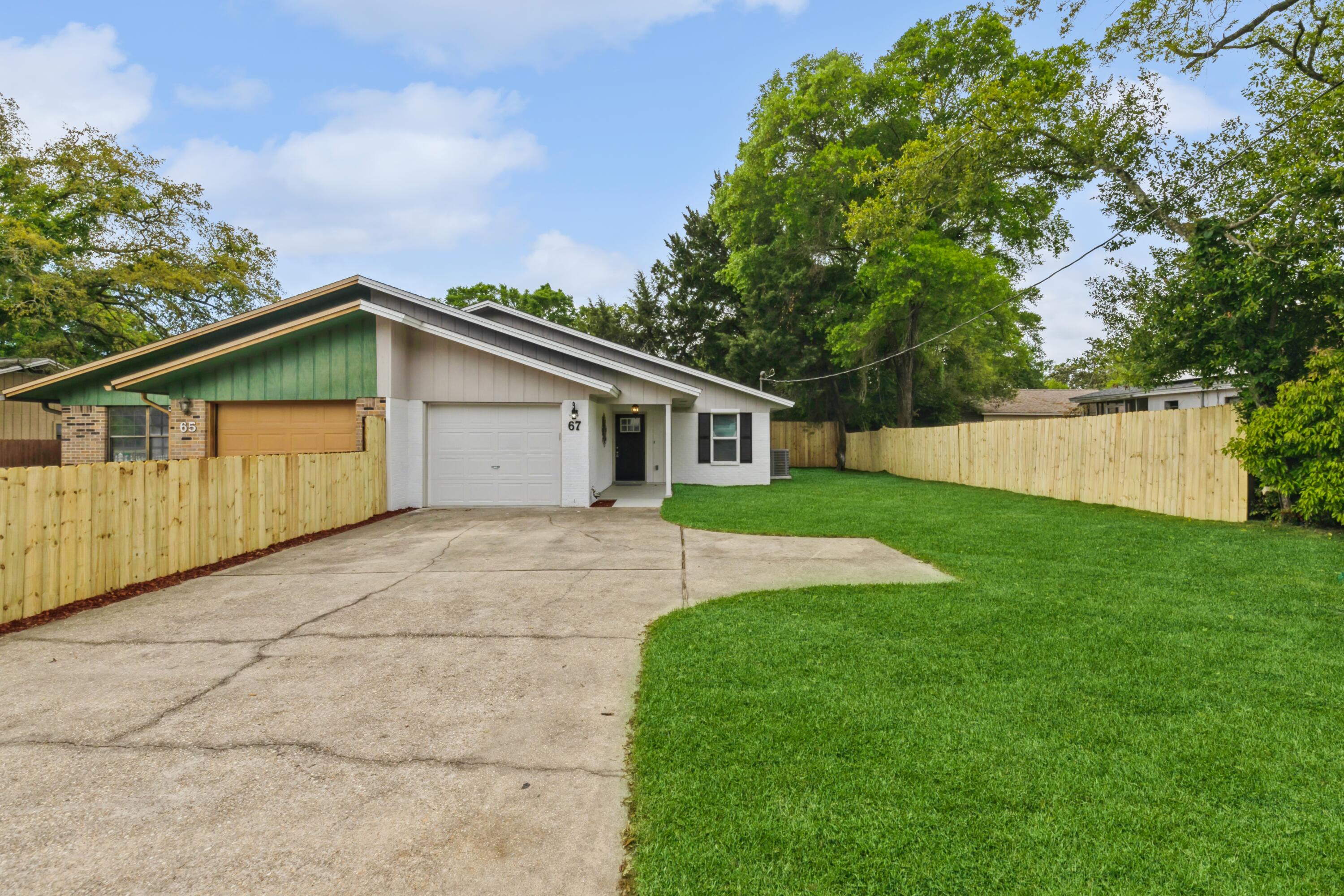 LINCOLN BAYOU PATIO HOMES - Residential