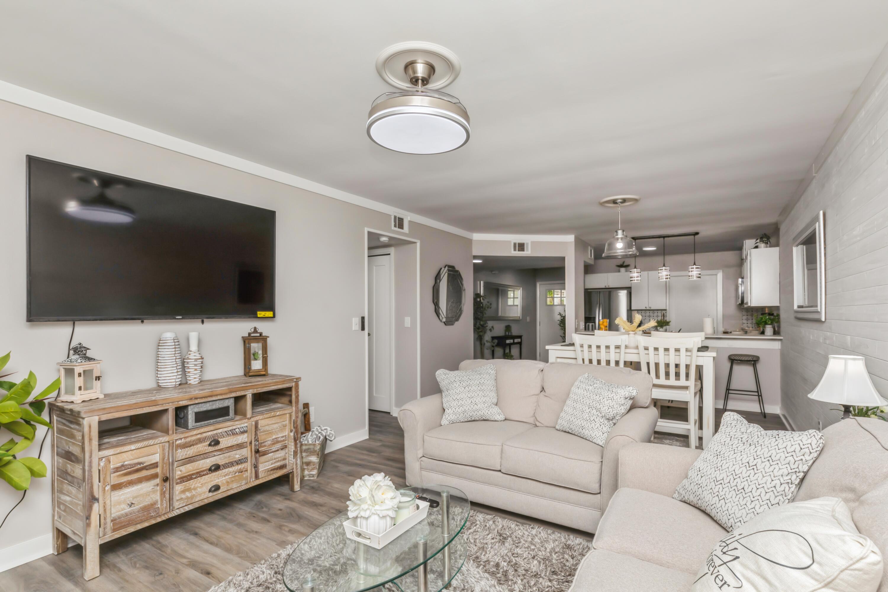 LINCOLN BAYOU PATIO HOMES - Residential