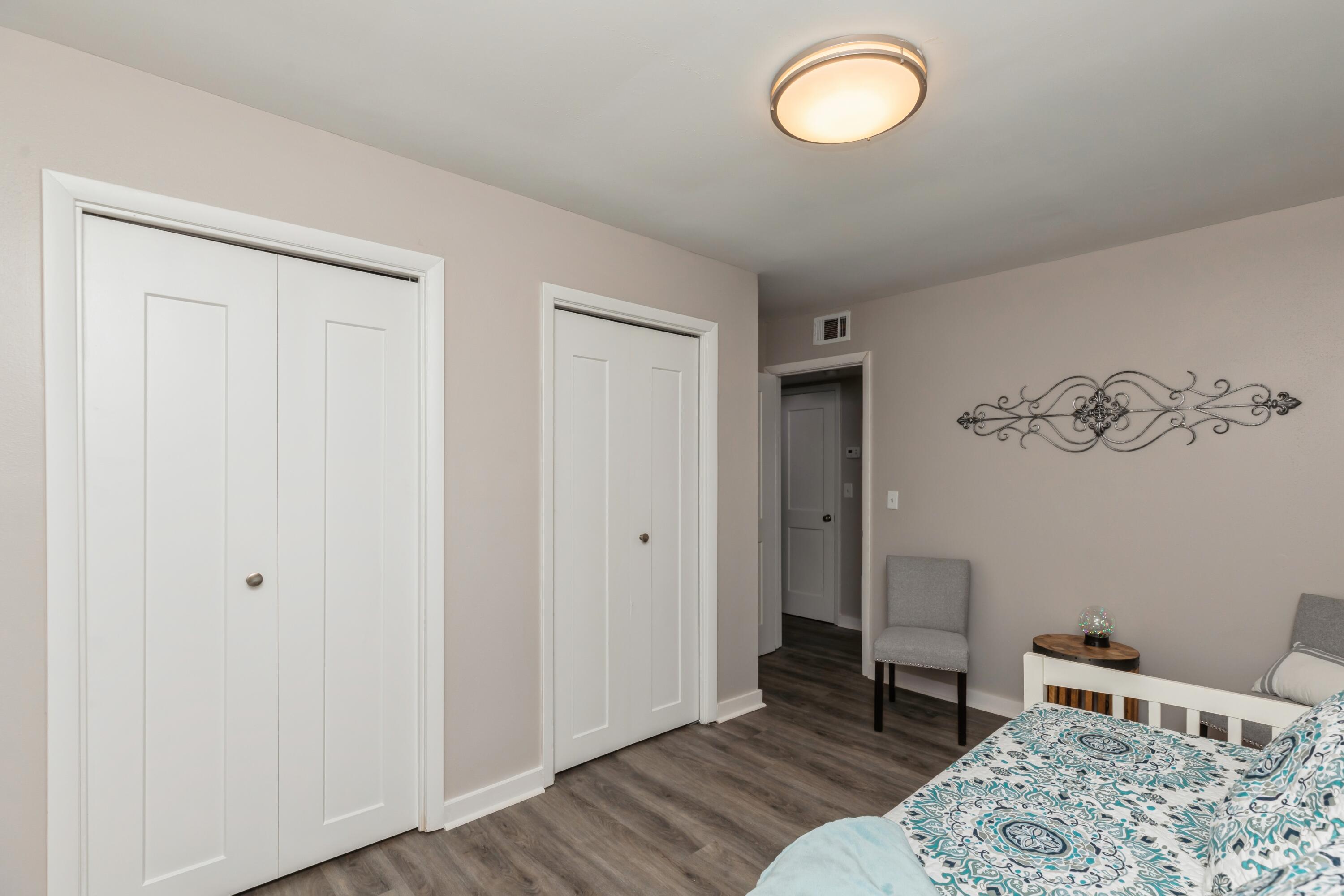 LINCOLN BAYOU PATIO HOMES - Residential