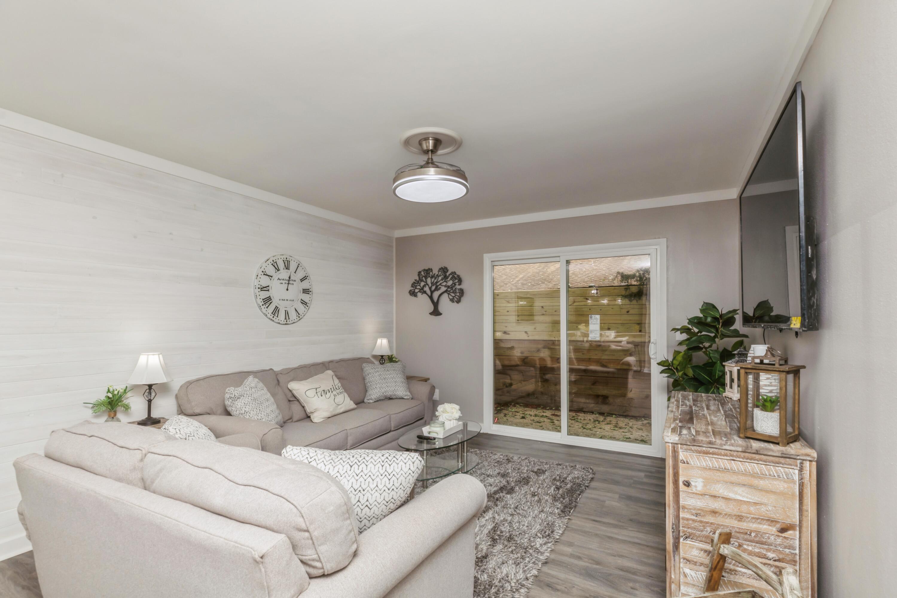 LINCOLN BAYOU PATIO HOMES - Residential