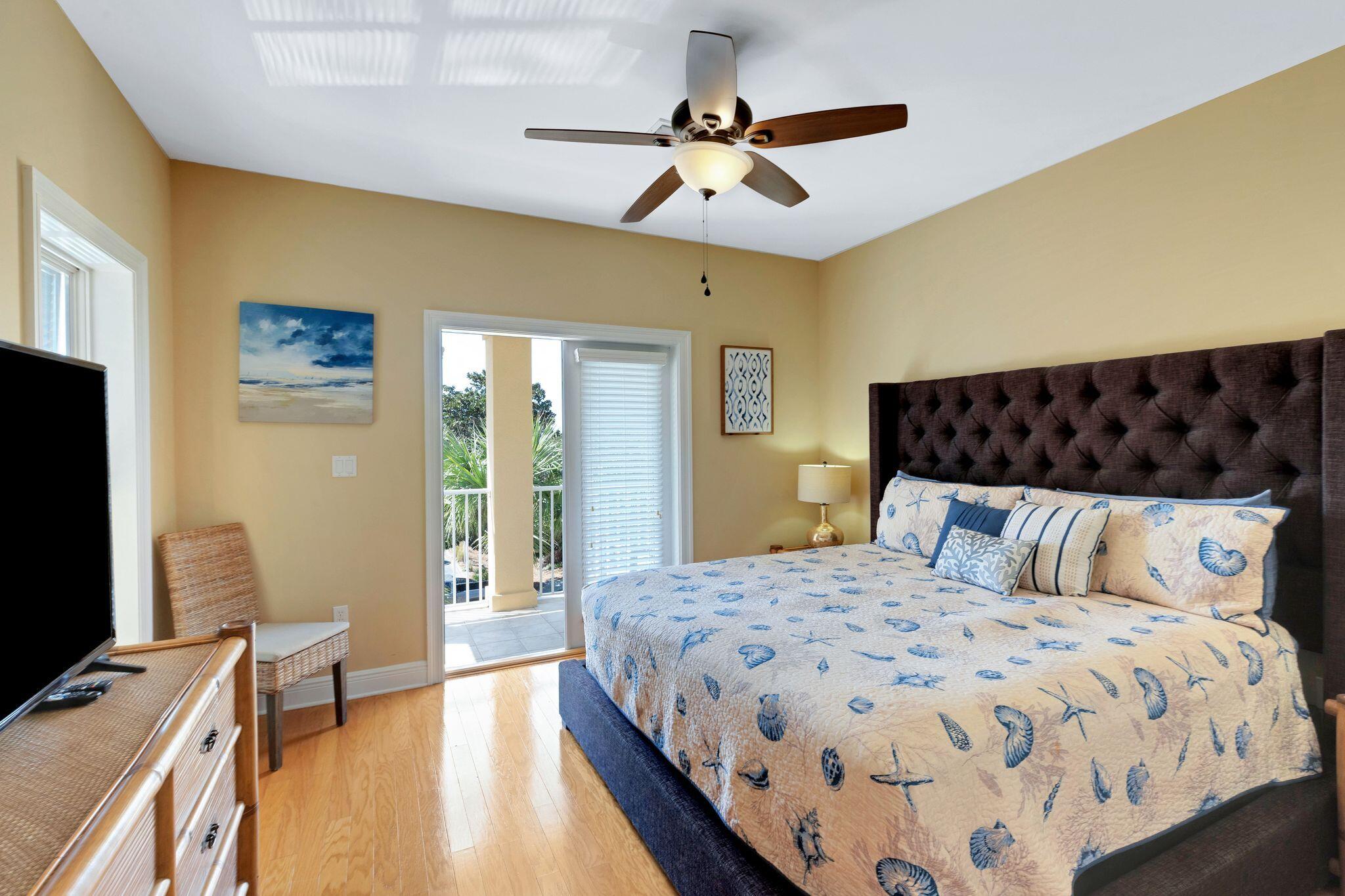 MARAVILLA SHORES - Residential