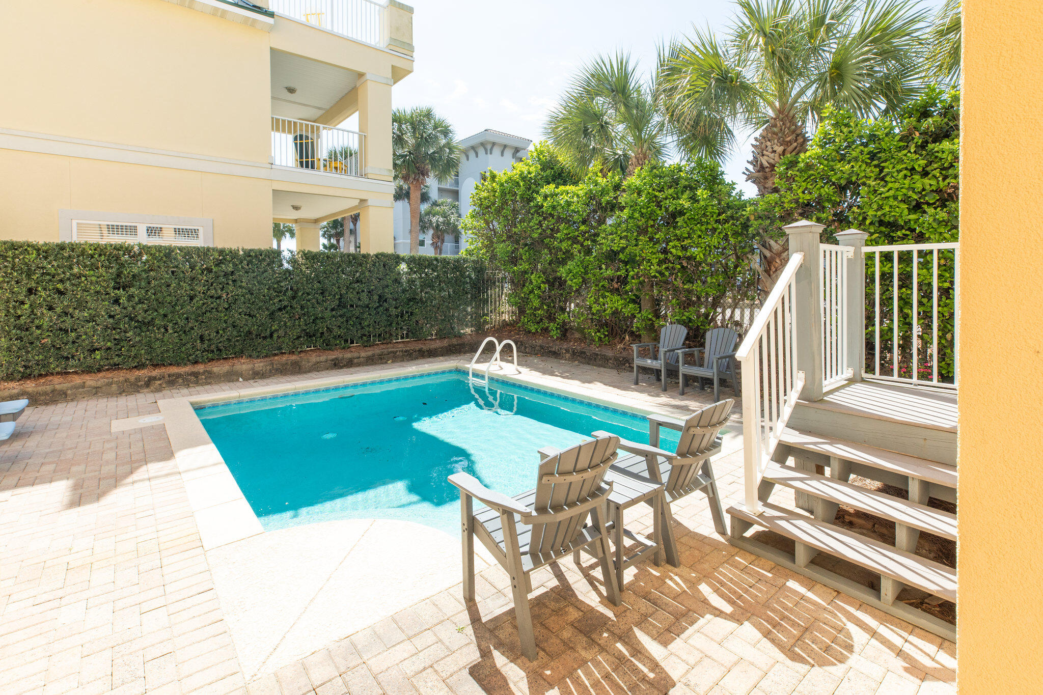 MARAVILLA SHORES - Residential