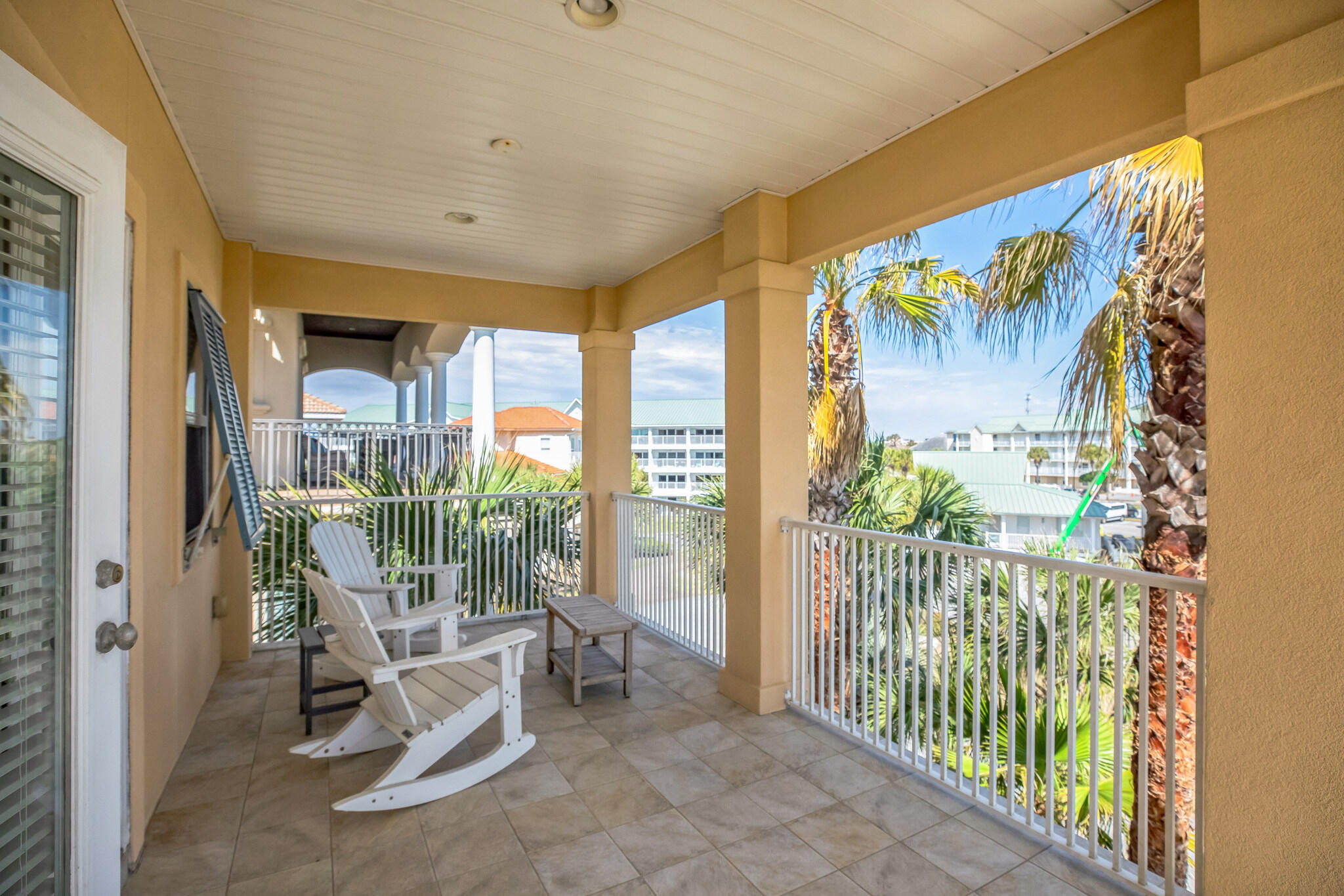MARAVILLA SHORES - Residential