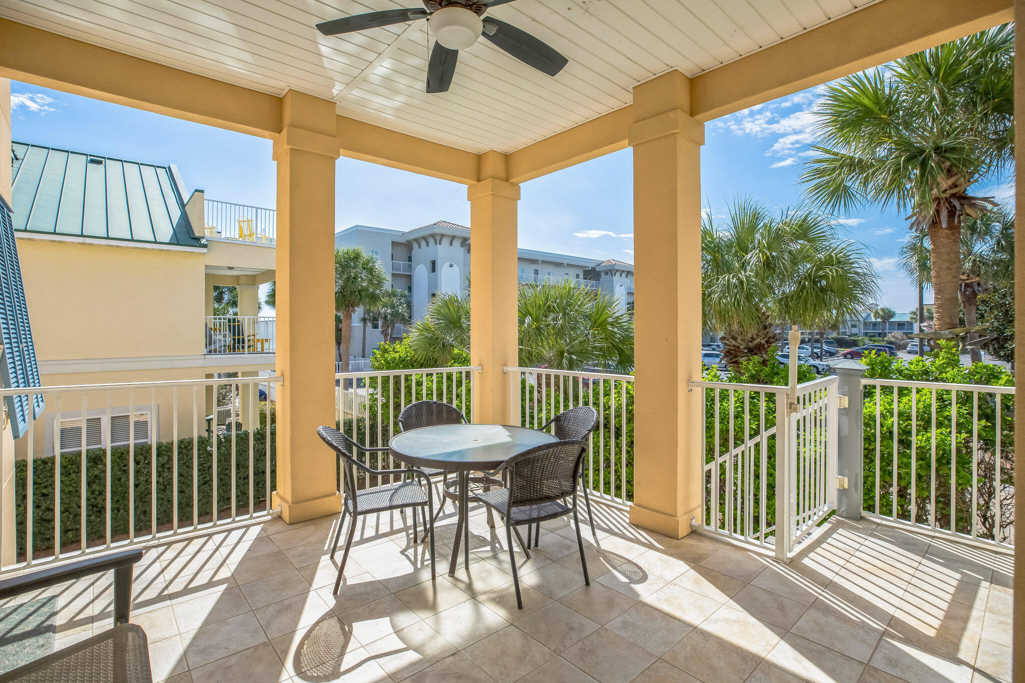 MARAVILLA SHORES - Residential