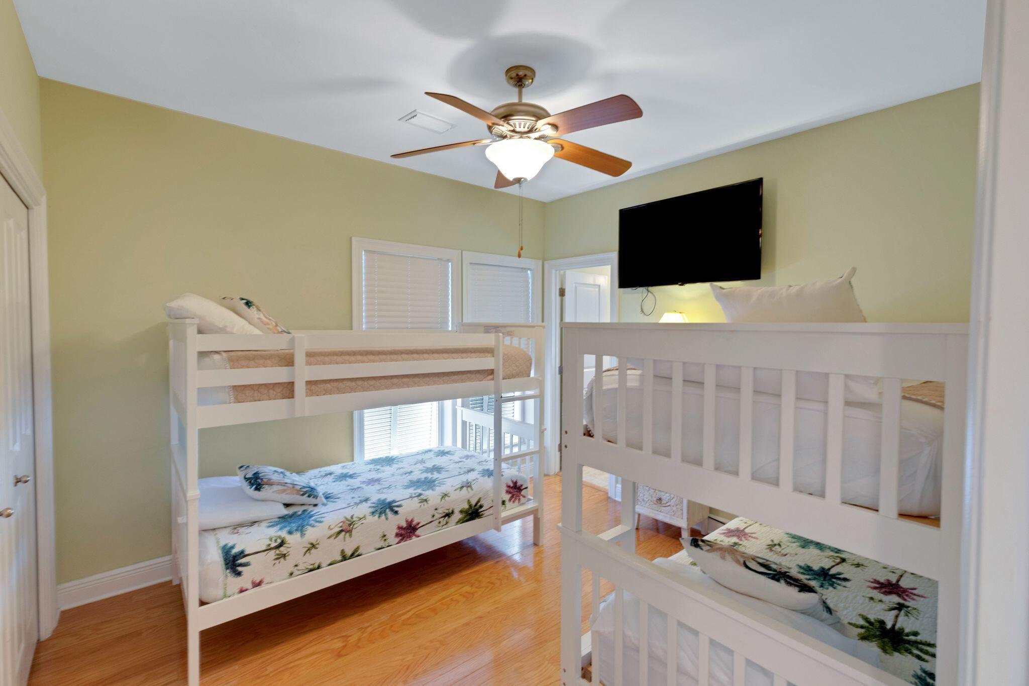 MARAVILLA SHORES - Residential