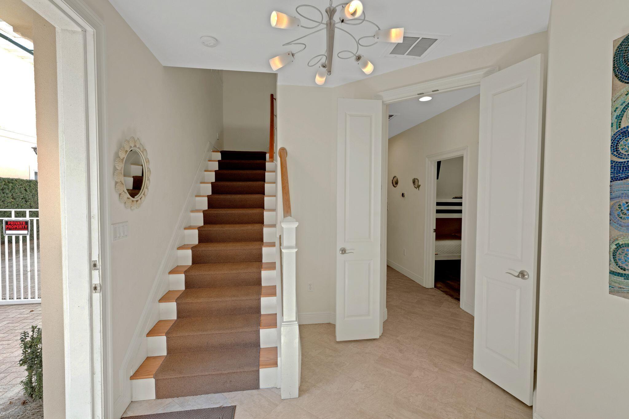 MARAVILLA SHORES - Residential