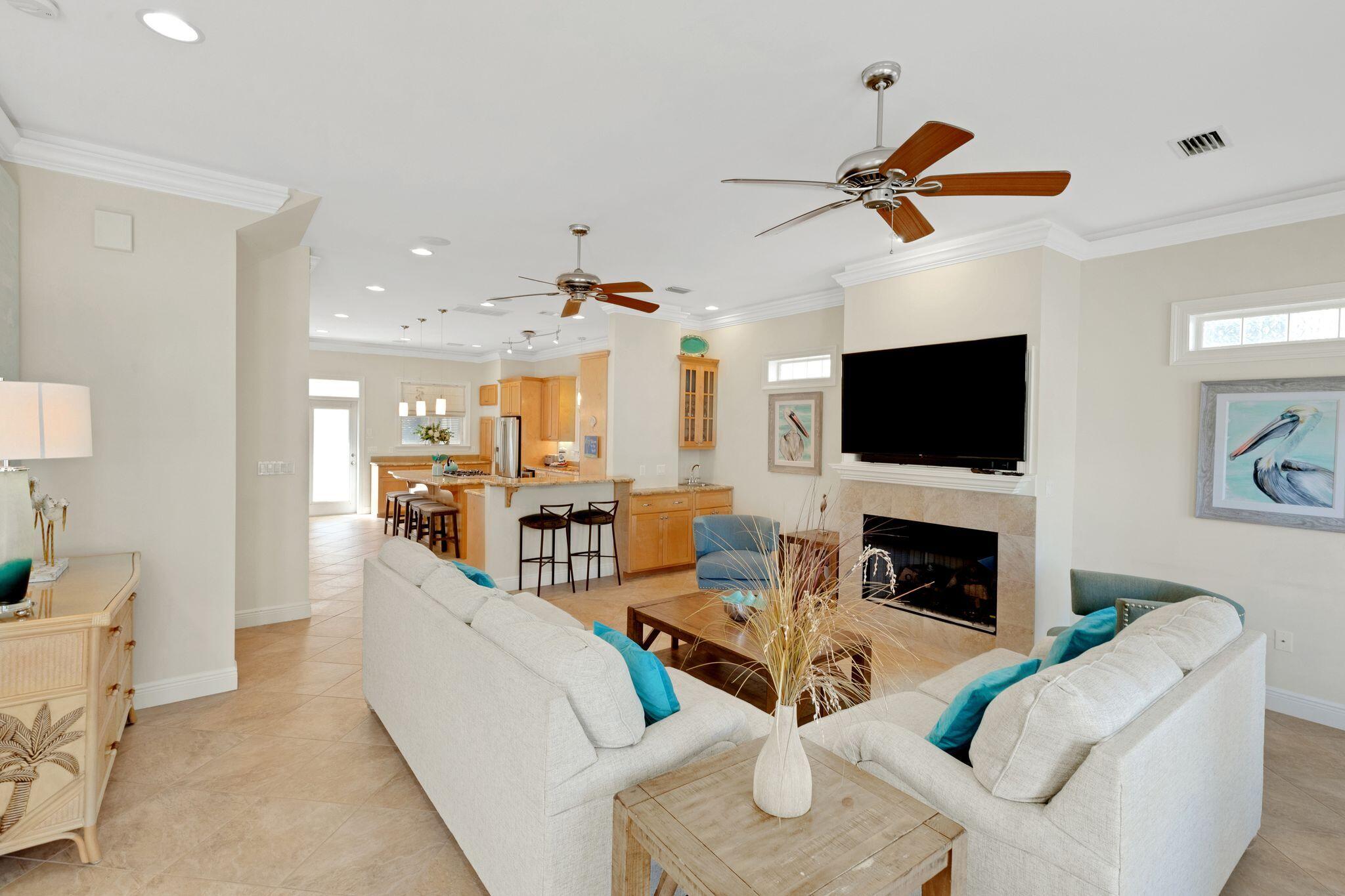 MARAVILLA SHORES - Residential