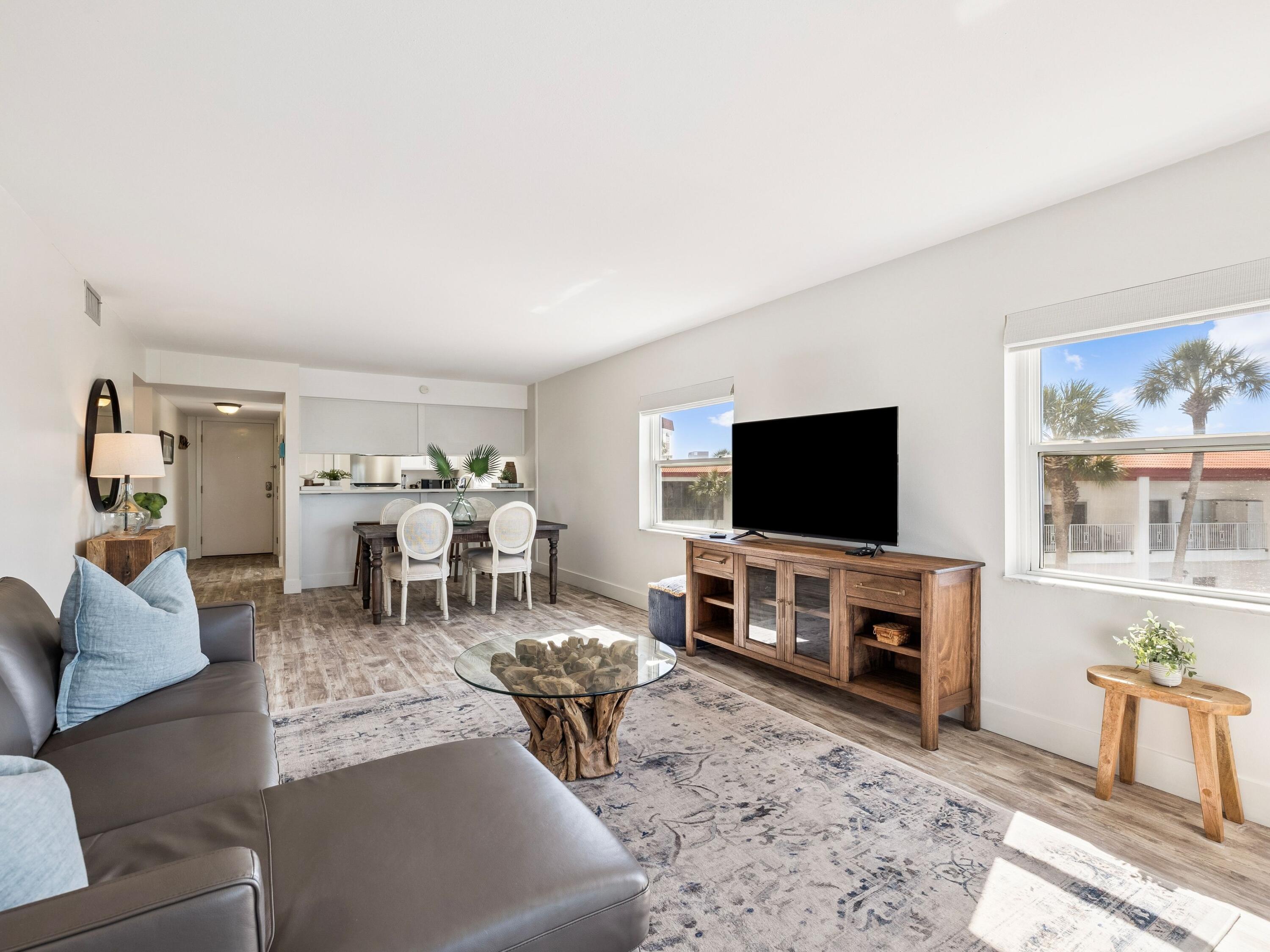 EL MATADOR CONDO - Residential