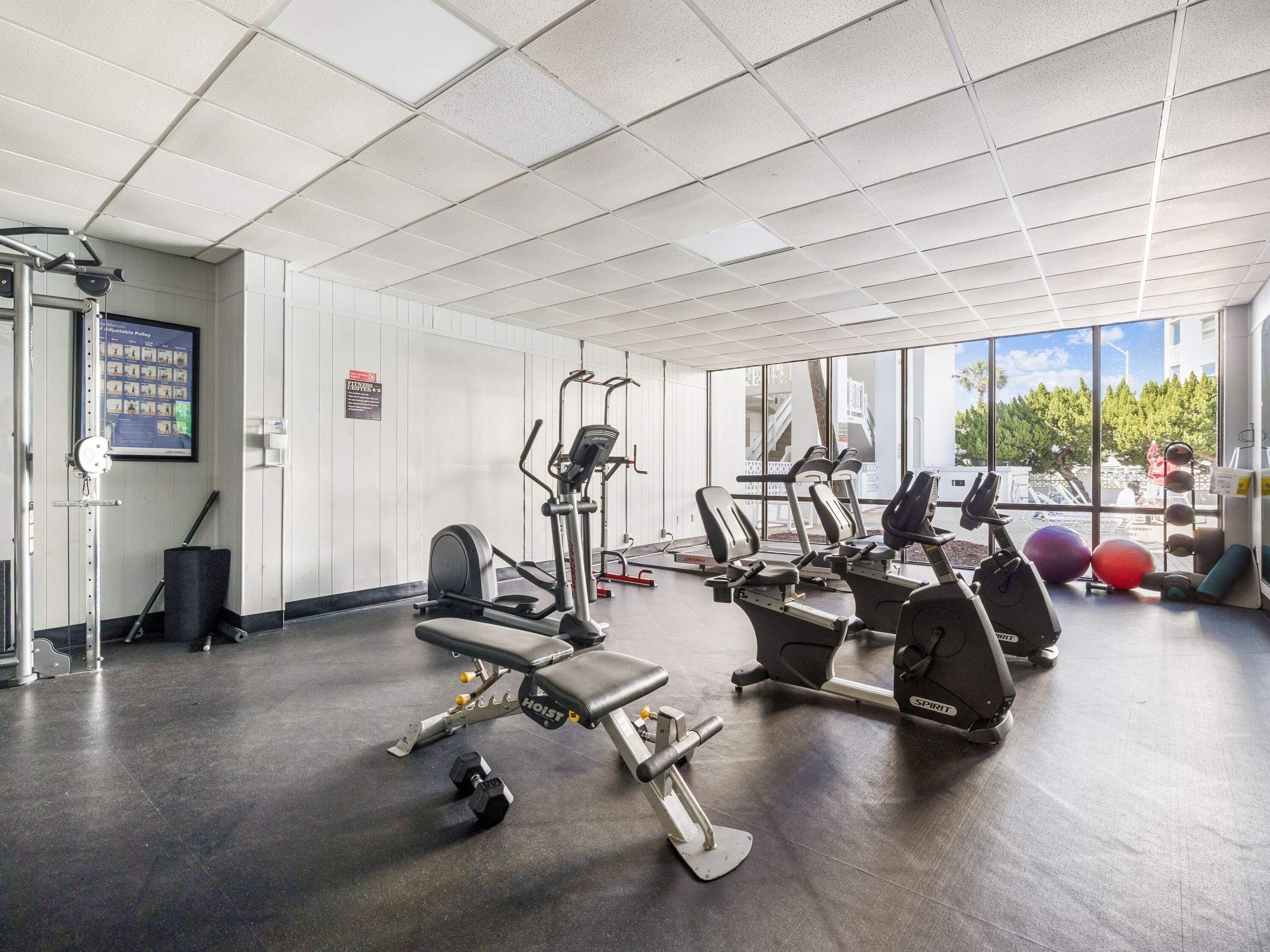 EL MATADOR CONDO - Residential