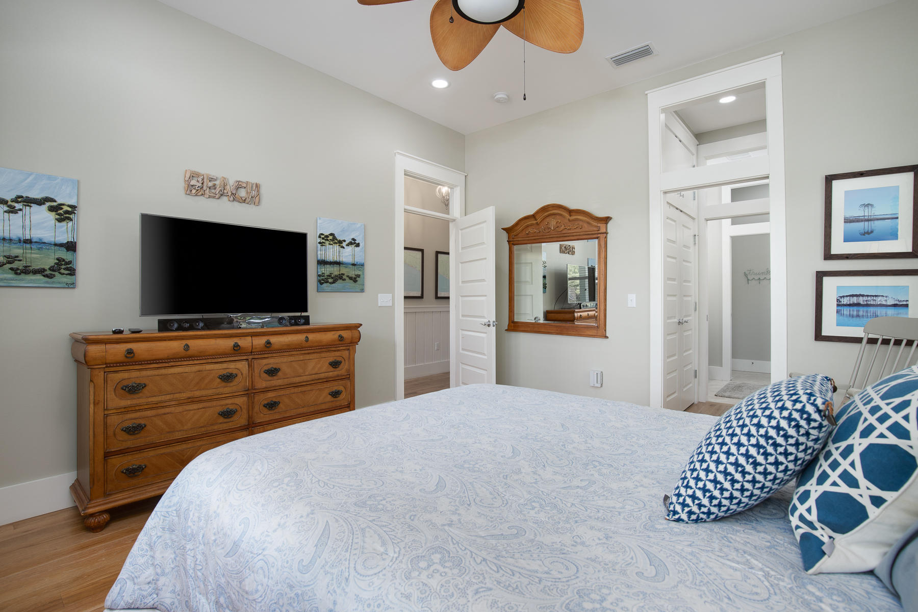 CASSINE VILLAGE - Residential