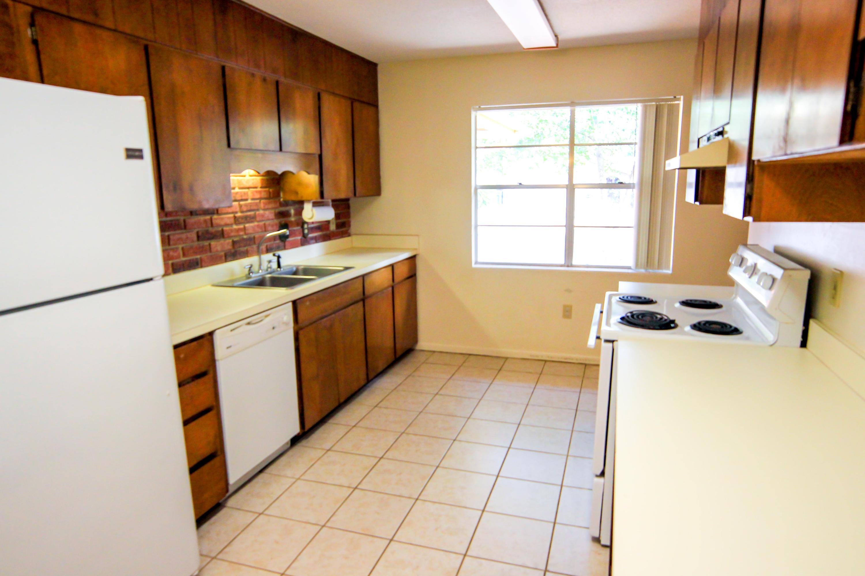LONGWOOD S/D 3RD ADDN - Residential