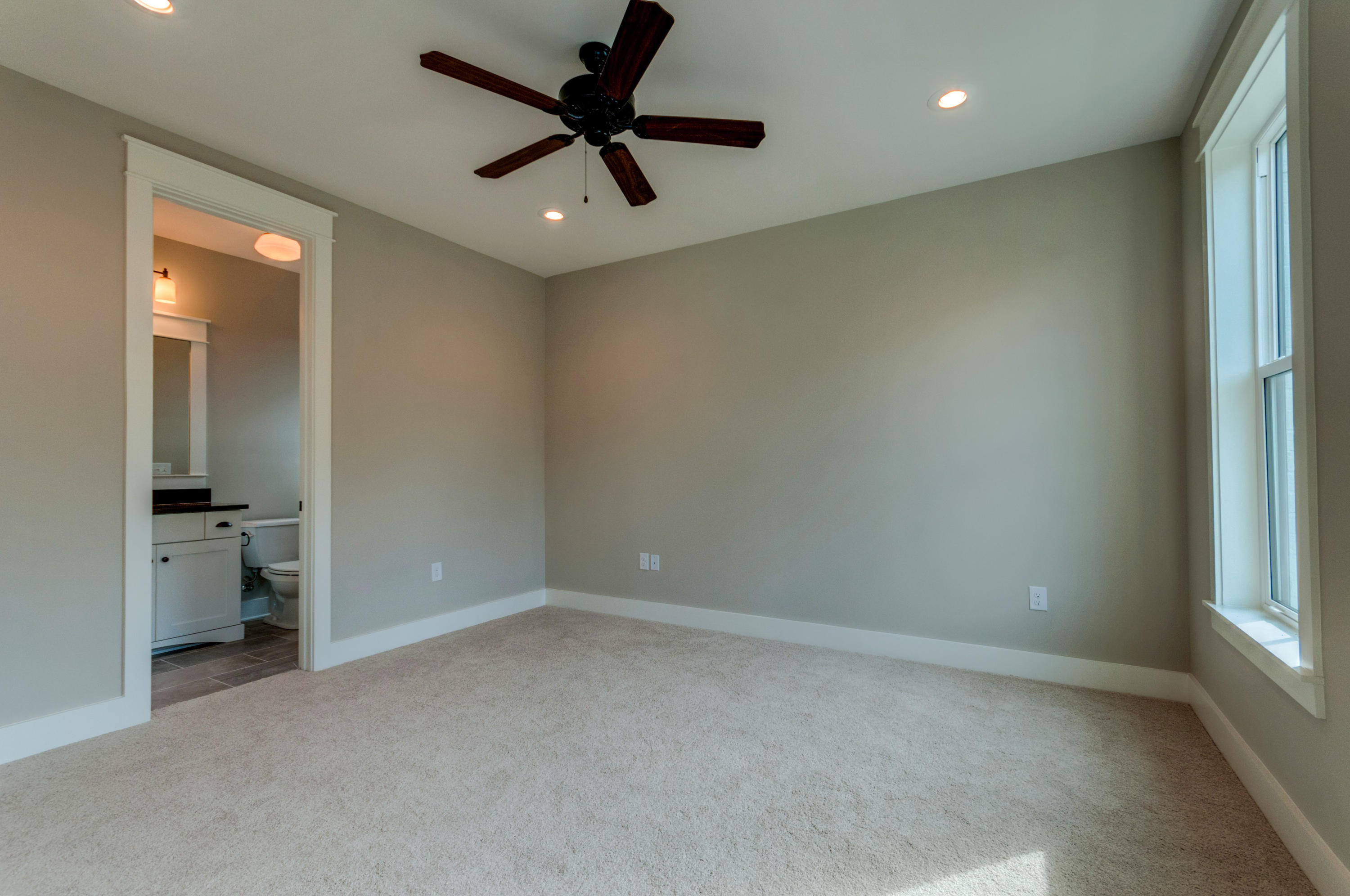 RidgeWalk - Residential