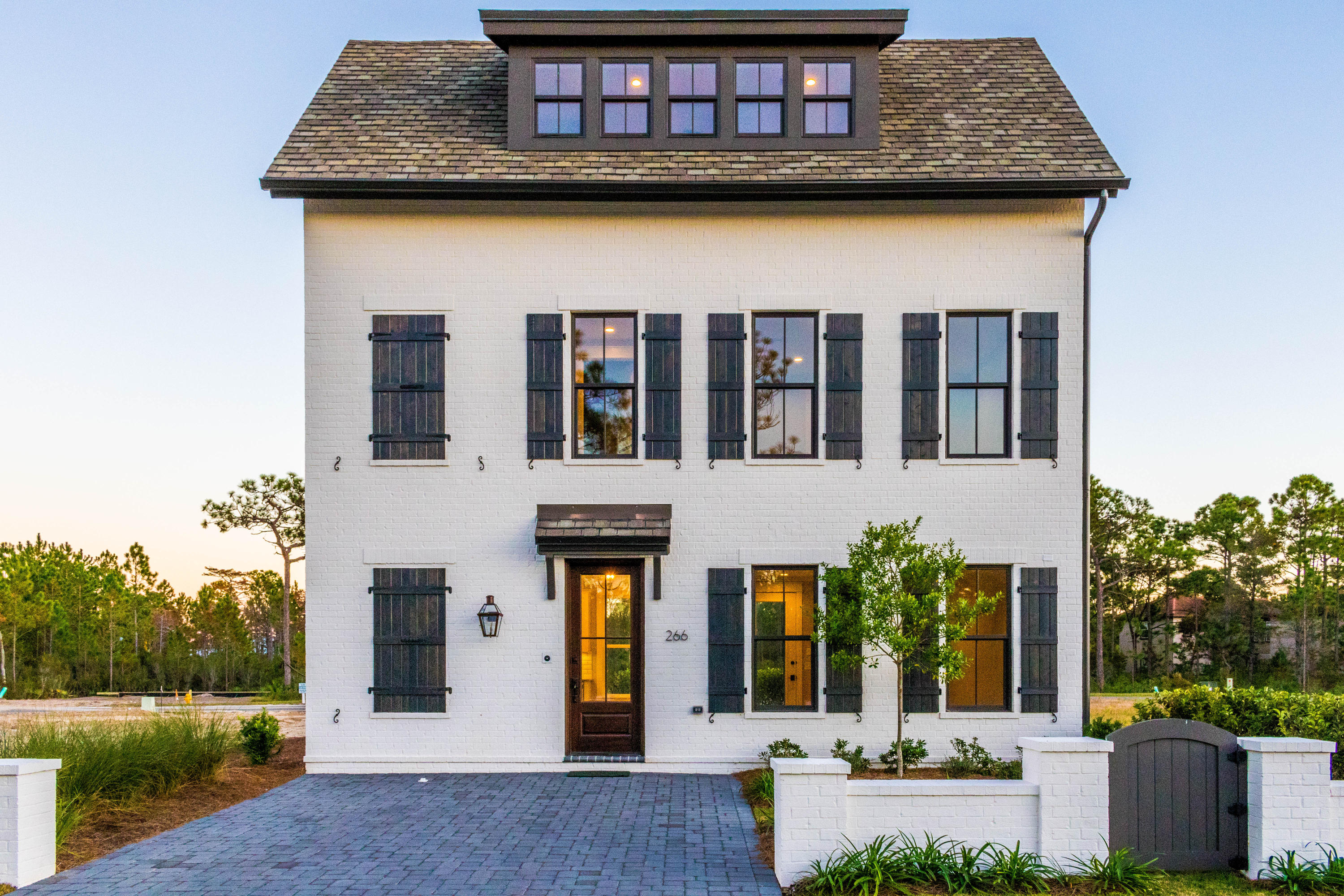 RidgeWalk - Residential