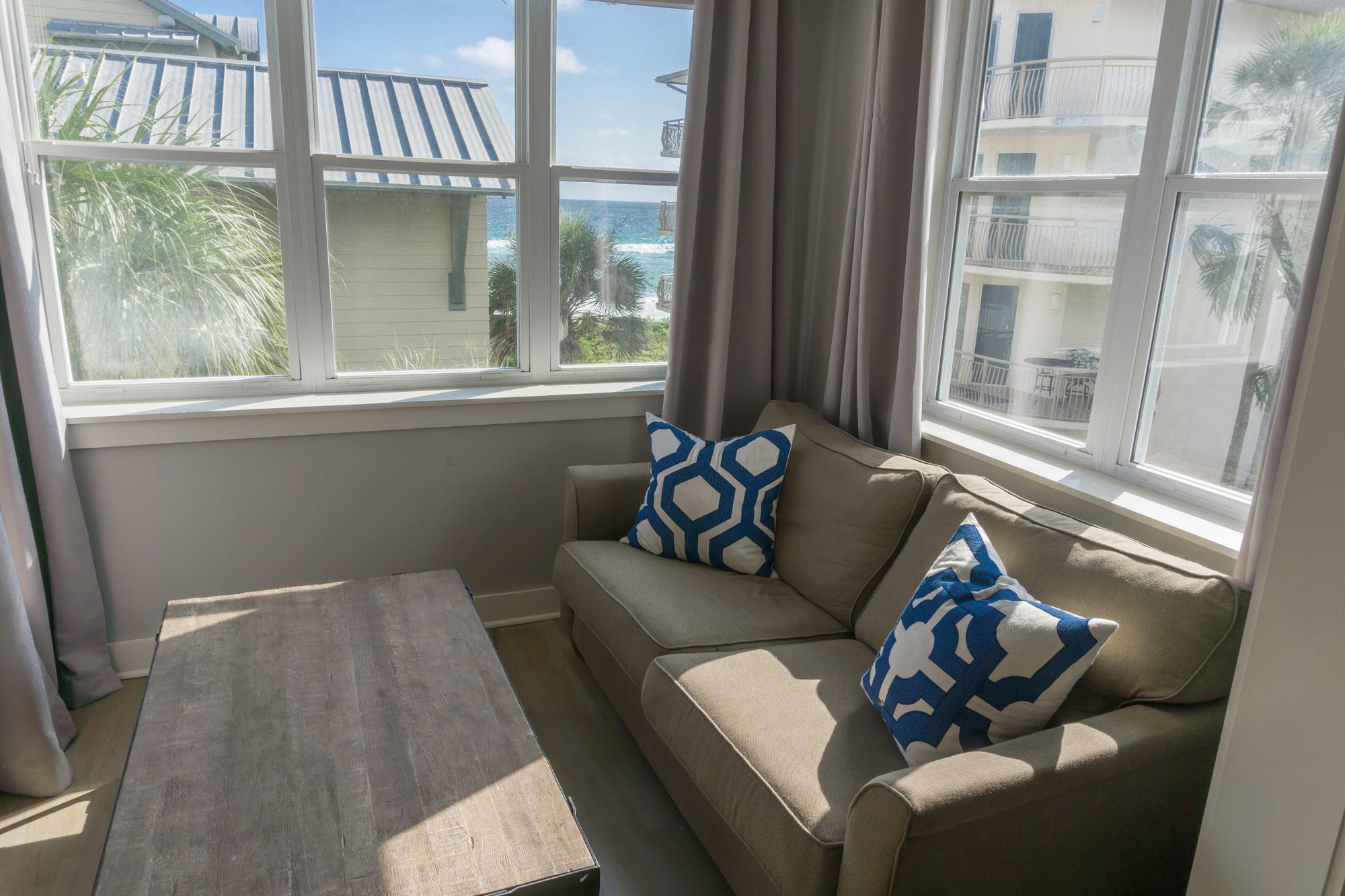 WATERS EDGE - Residential