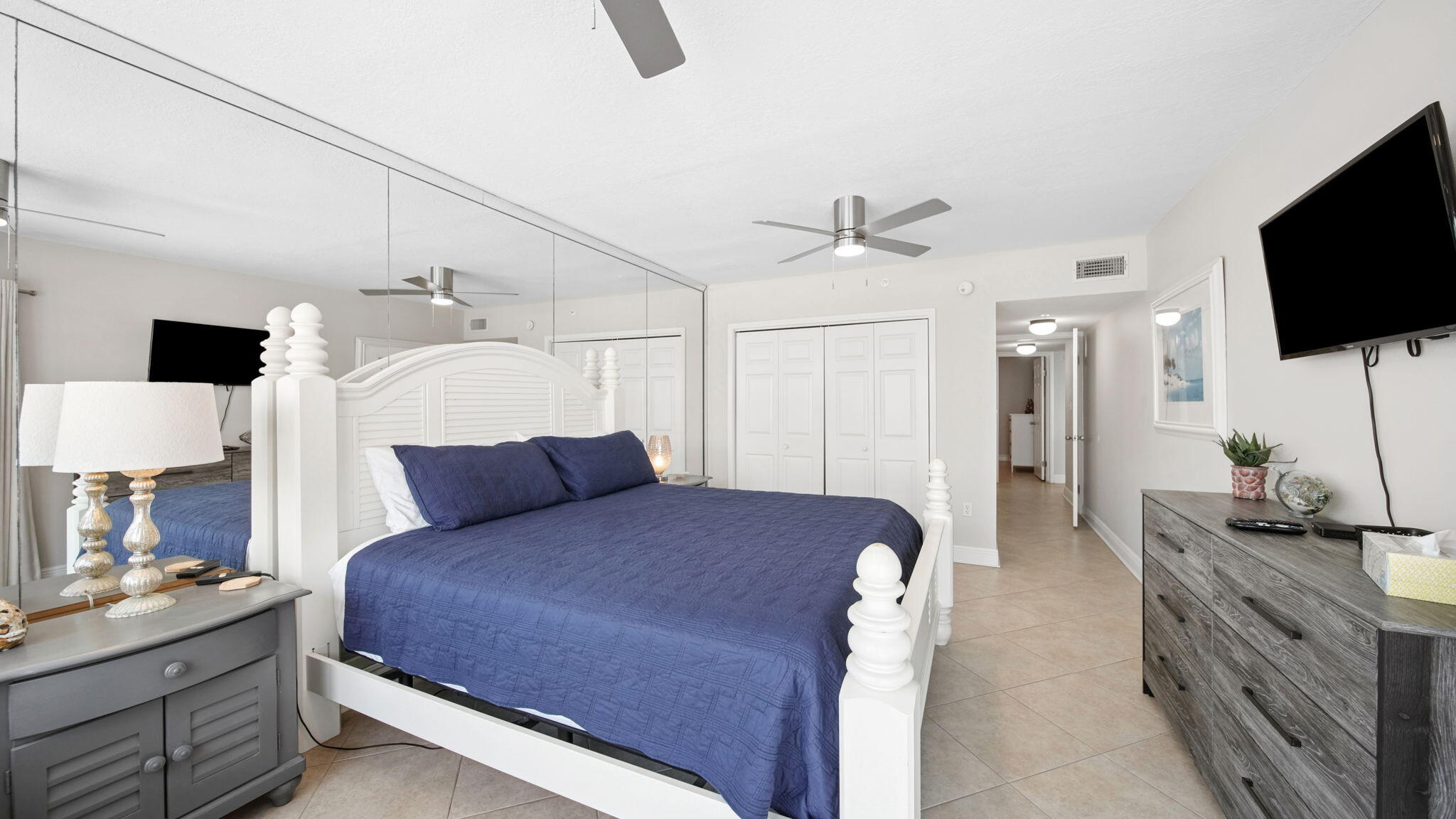 EMERALD TOWERS WEST CONDO - Residential