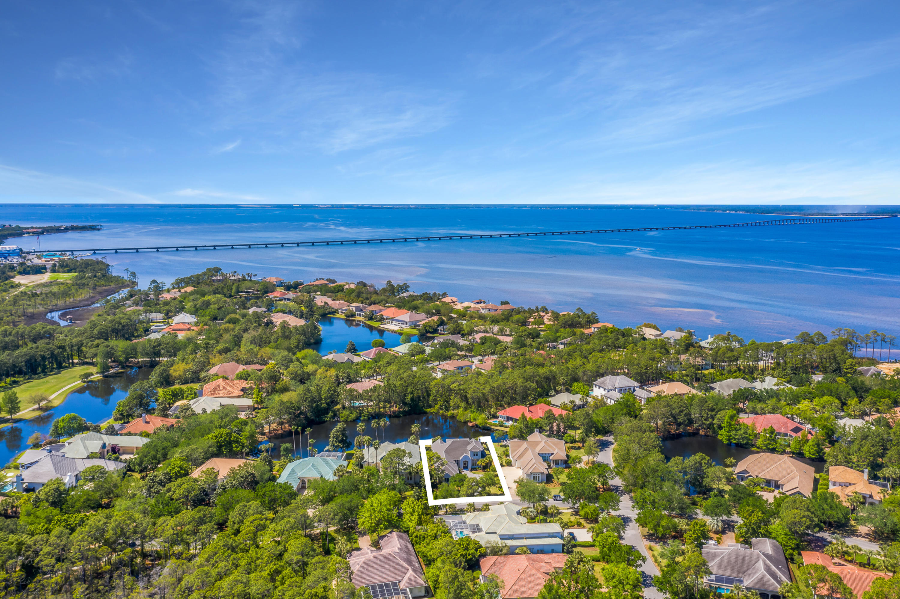 REGATTA BAY - Residential