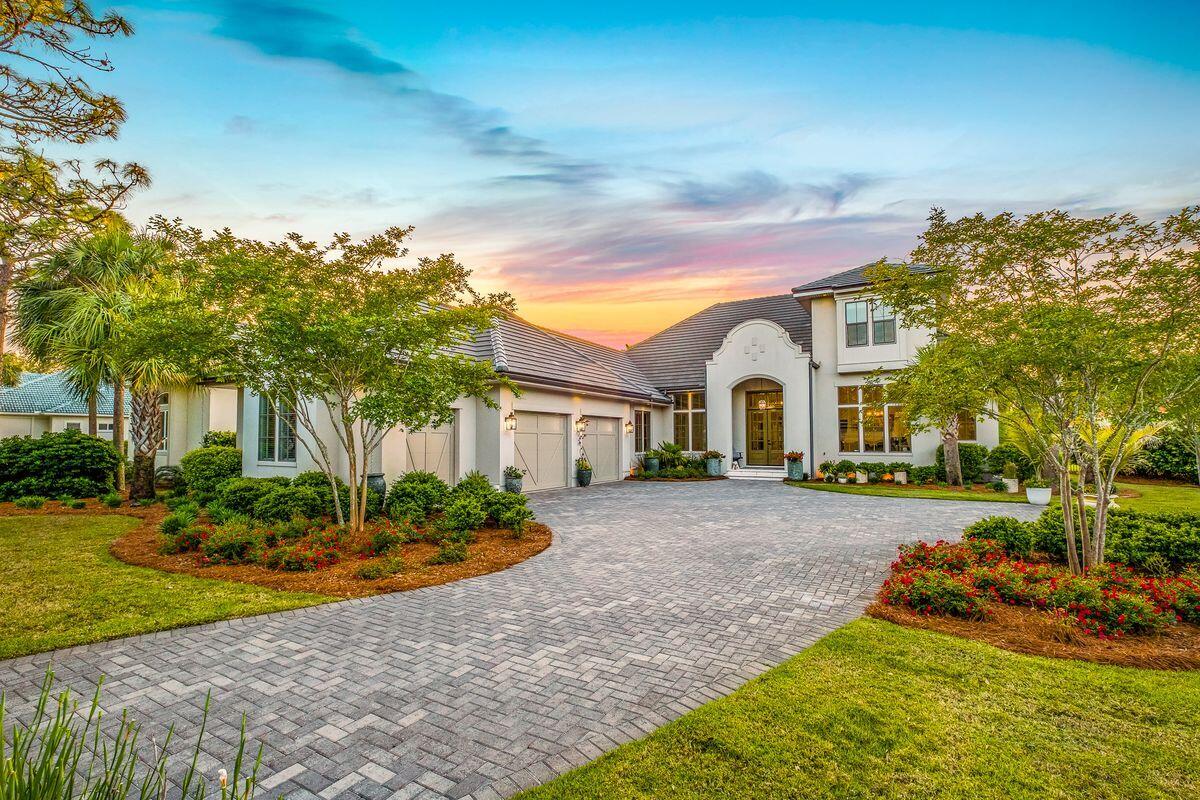 REGATTA BAY - Residential