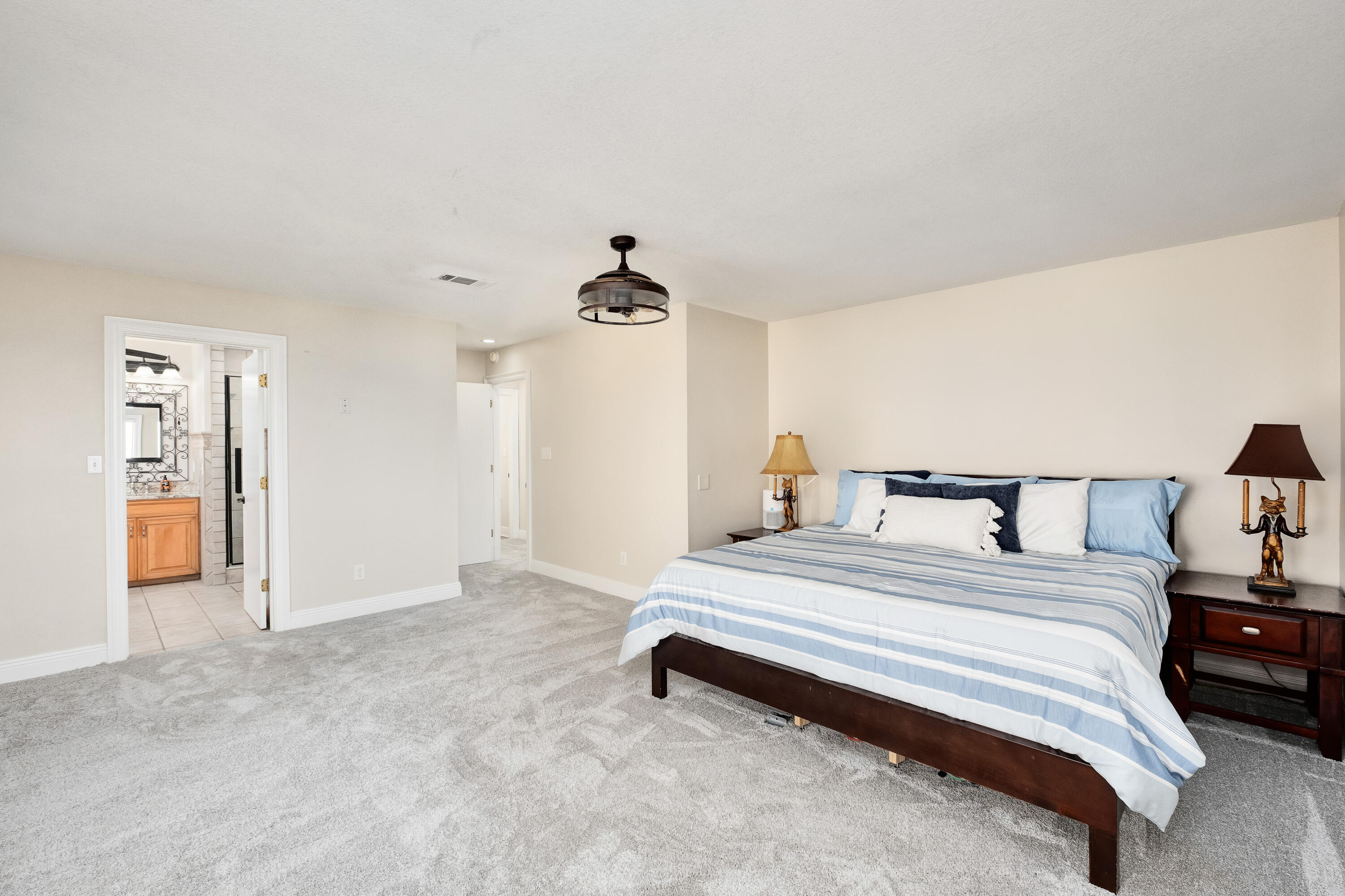 WHISPER BAY 6TH ADDN - Residential