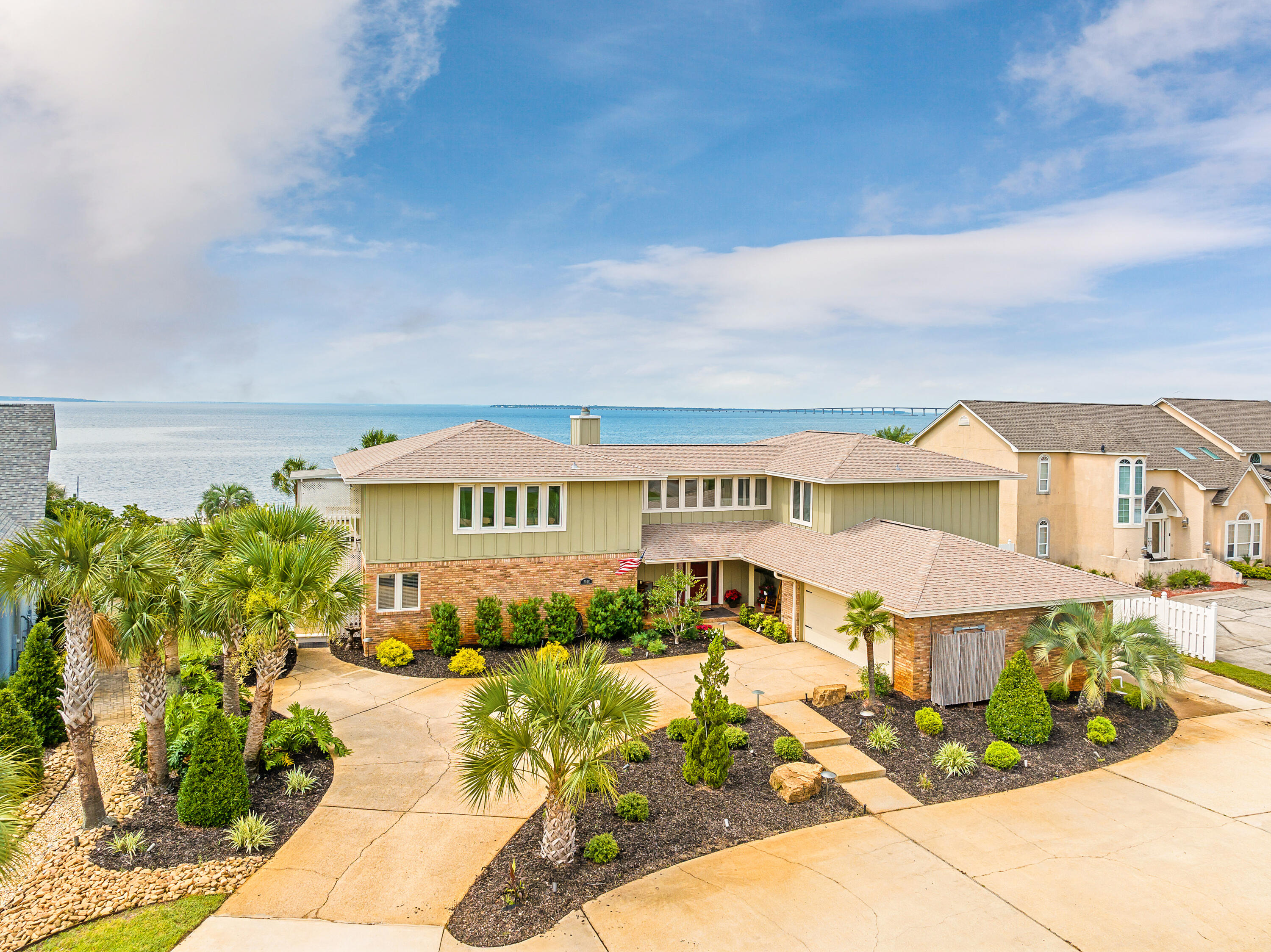 WHISPER BAY 6TH ADDN - Residential