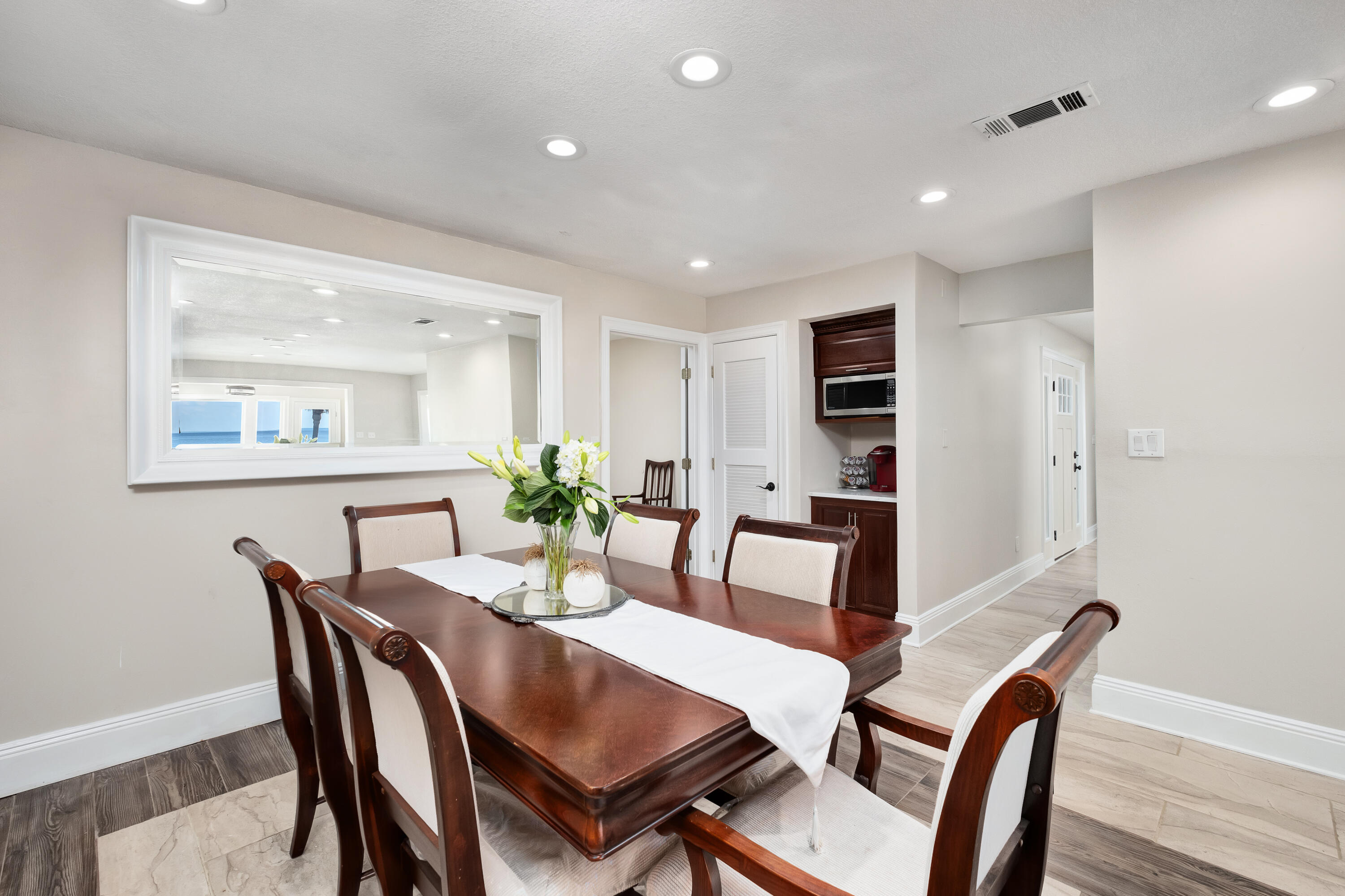WHISPER BAY 6TH ADDN - Residential