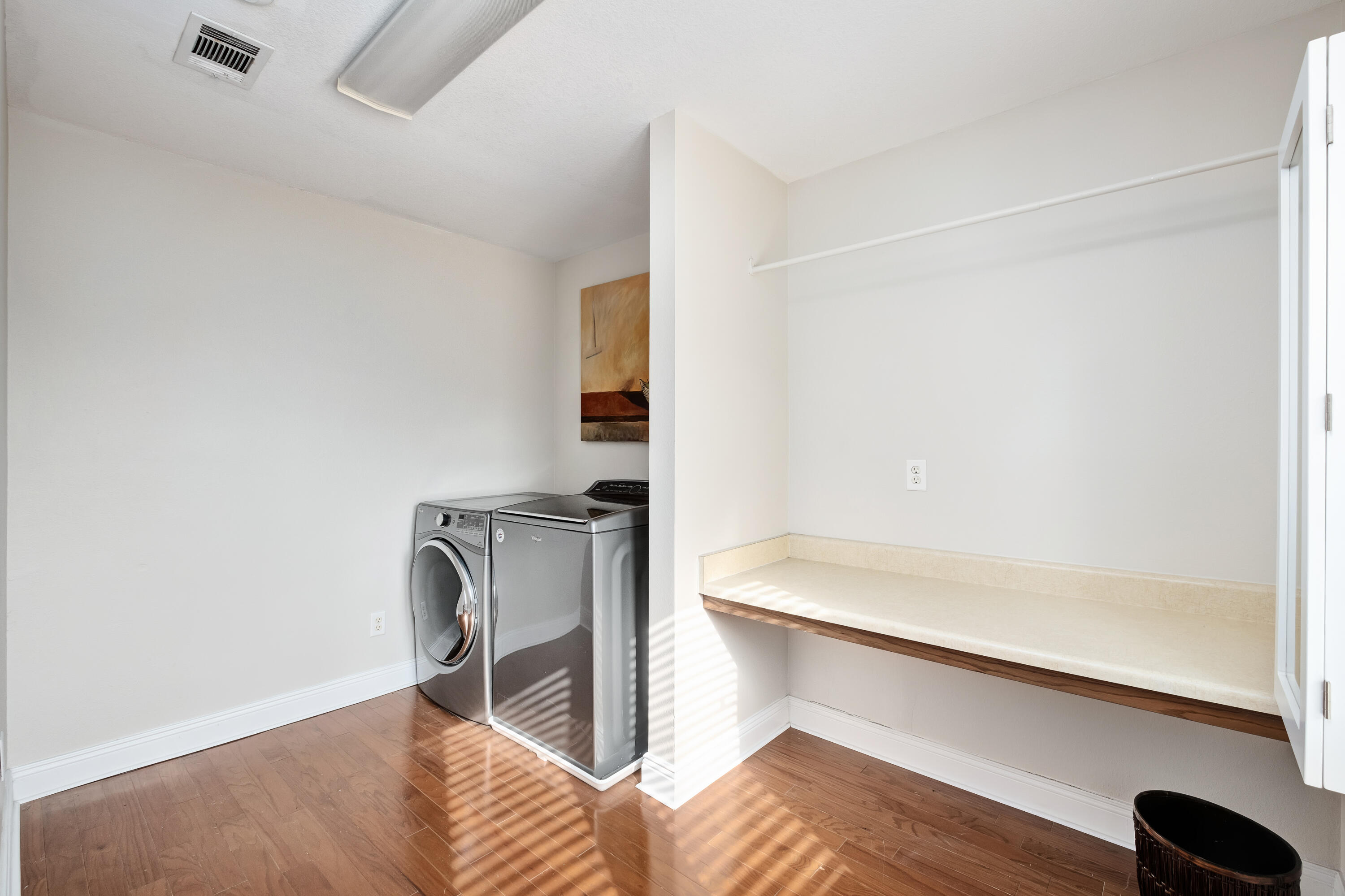 WHISPER BAY 6TH ADDN - Residential