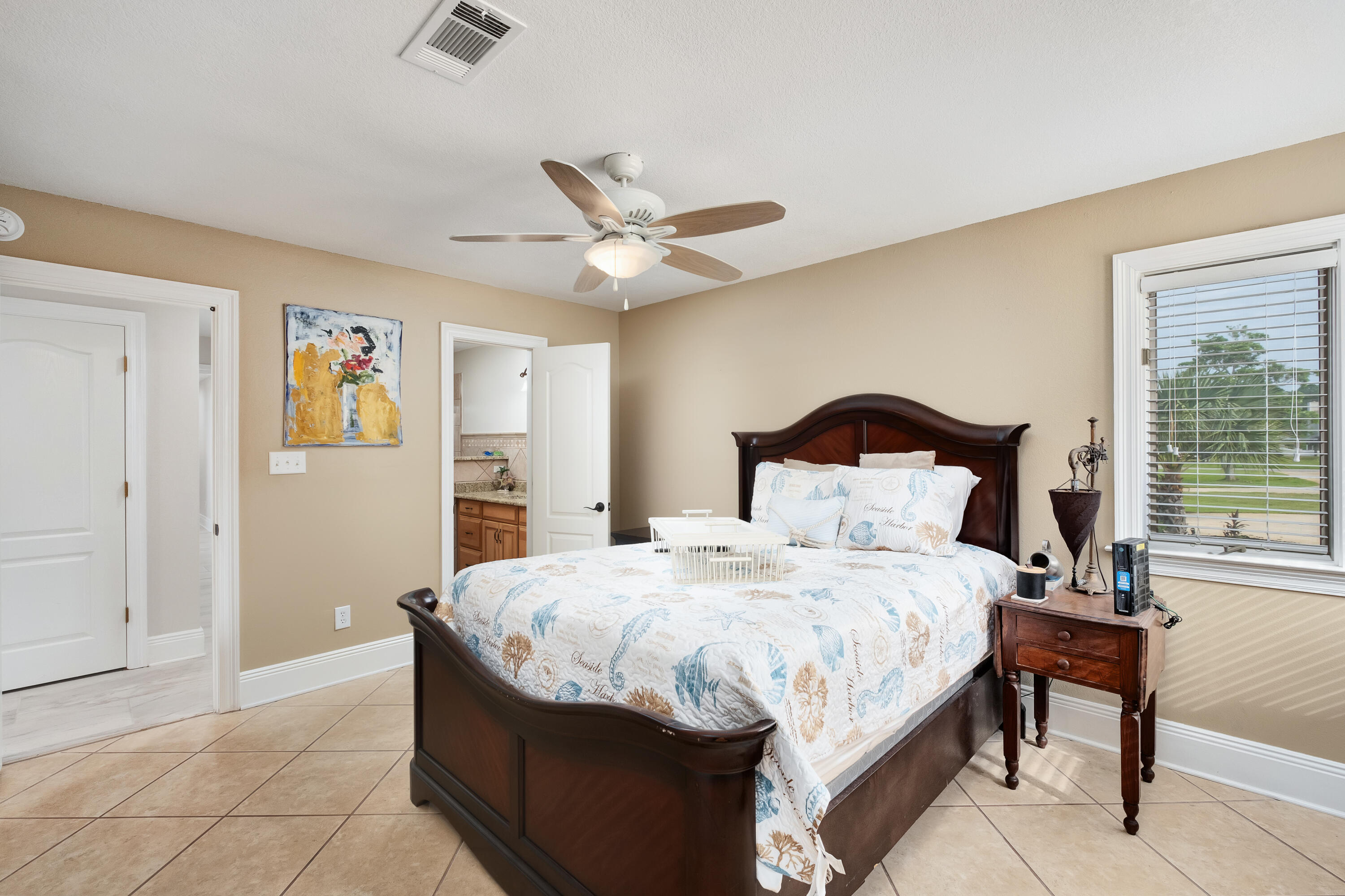 WHISPER BAY 6TH ADDN - Residential