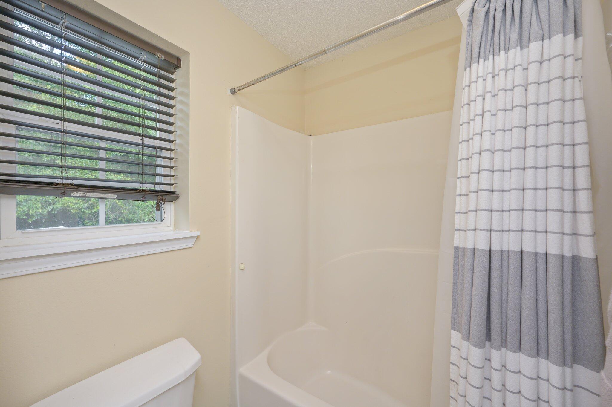 WINDING CREEK ESTATES PH 3 - Residential