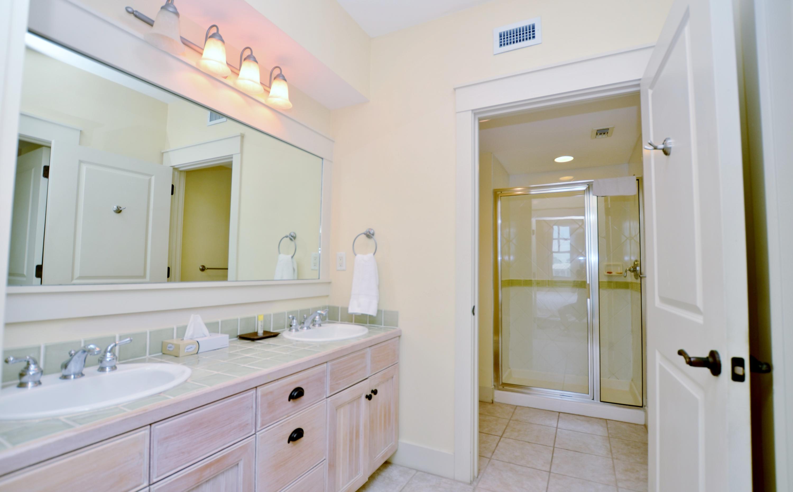 OBSERVATION POINT - Residential Lease