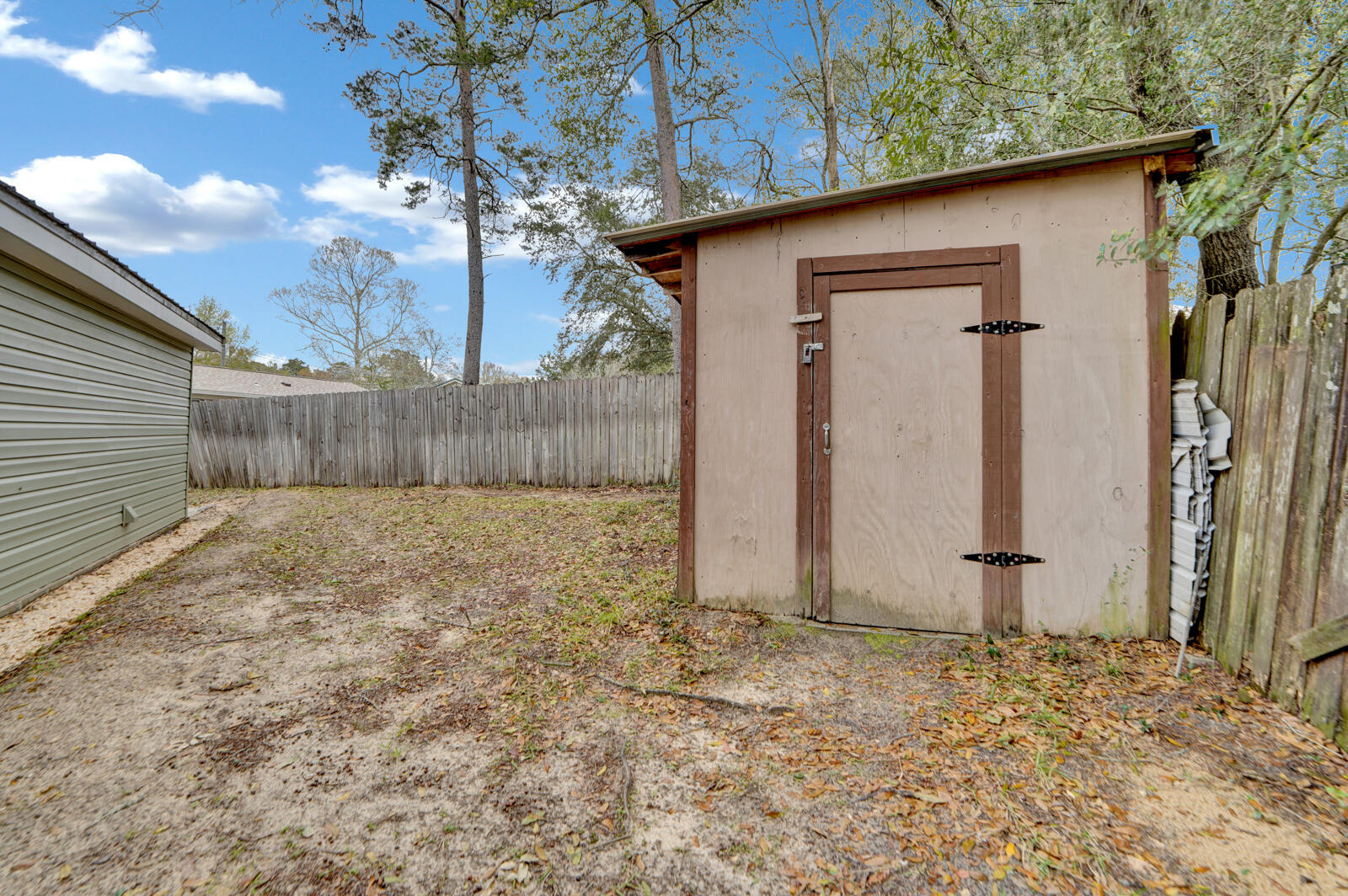 VALPARAISO PLAT #7 LOT 7 BLK 24 - Residential