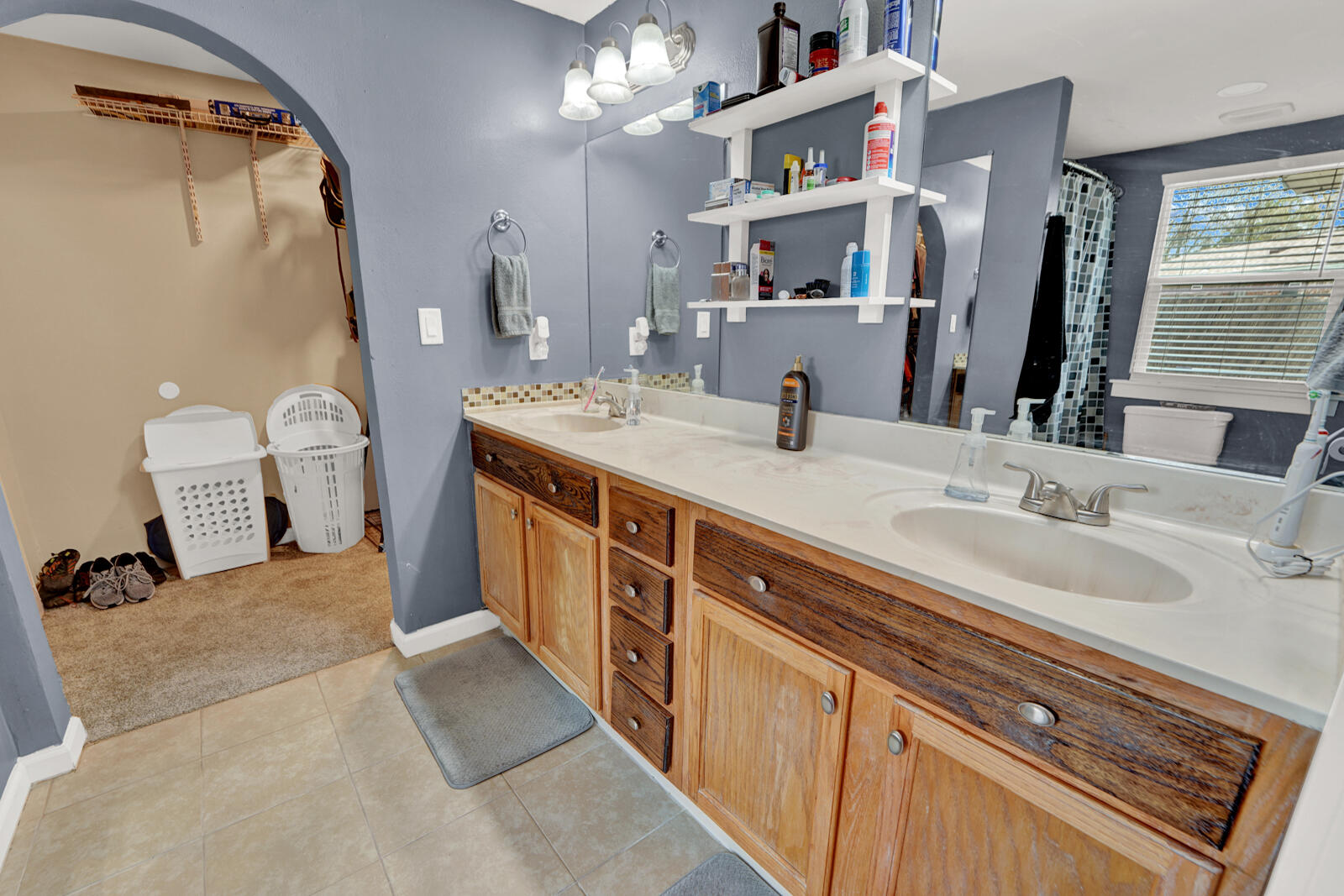 VALPARAISO PLAT #7 LOT 7 BLK 24 - Residential