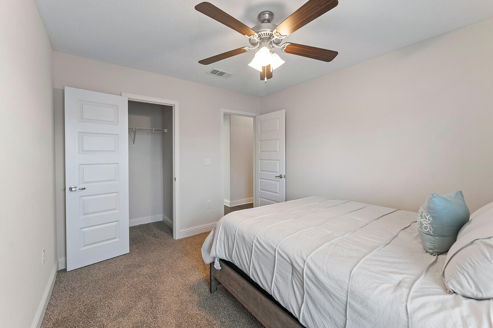 BROOKE ESTATES PH III - Residential