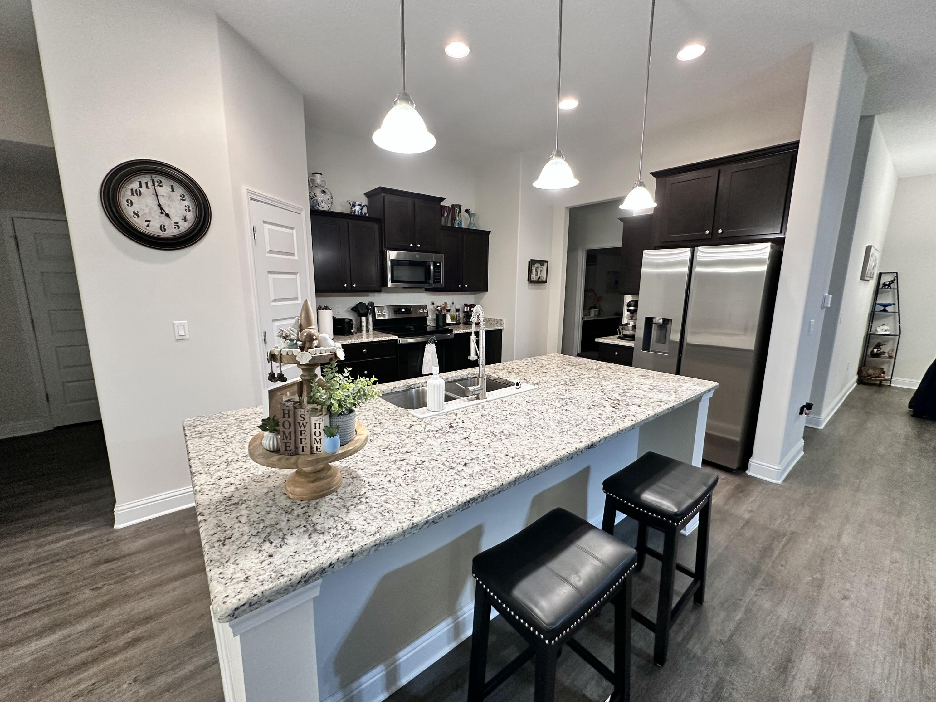 BROOKE ESTATES PH III - Residential