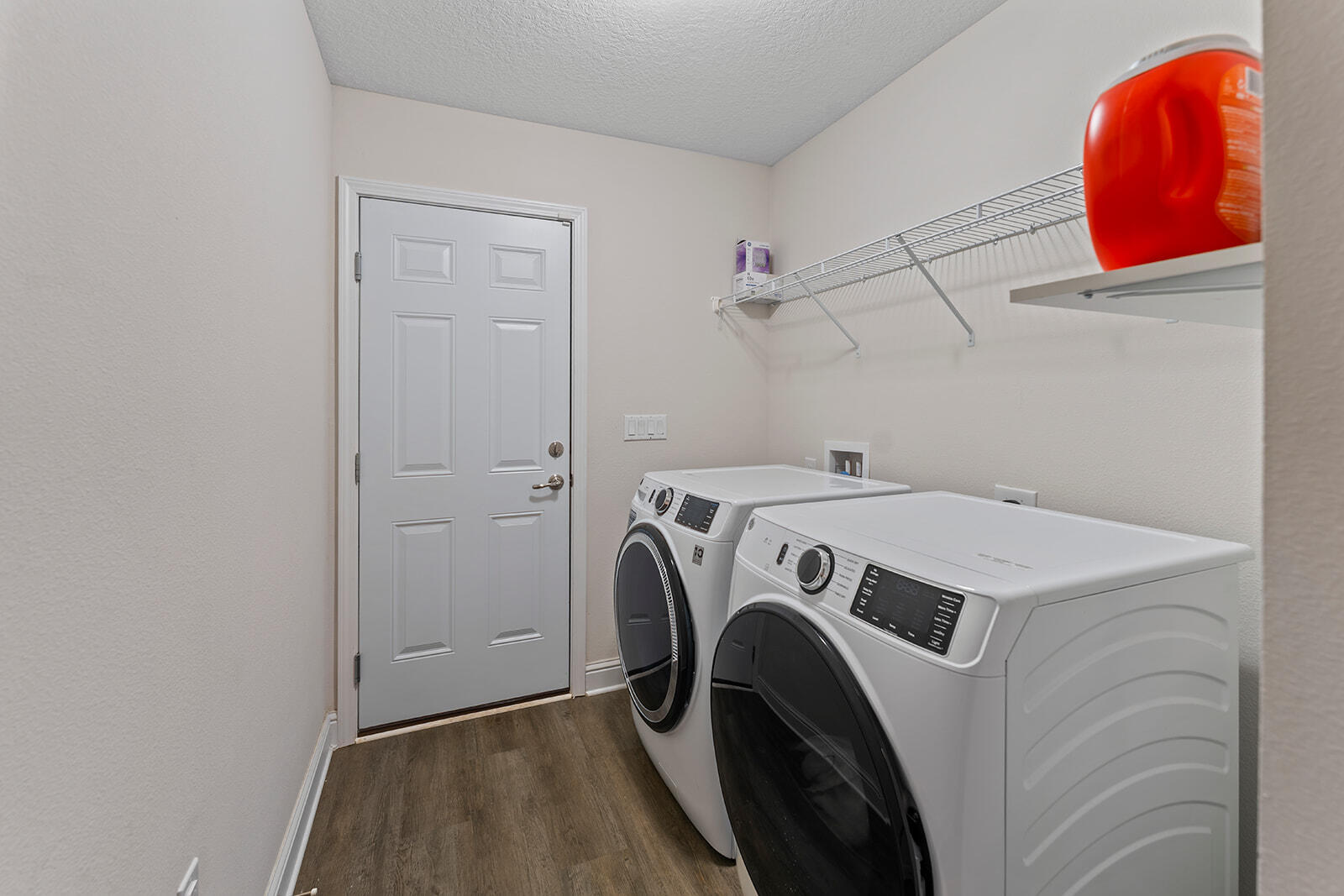 BROOKE ESTATES PH III - Residential