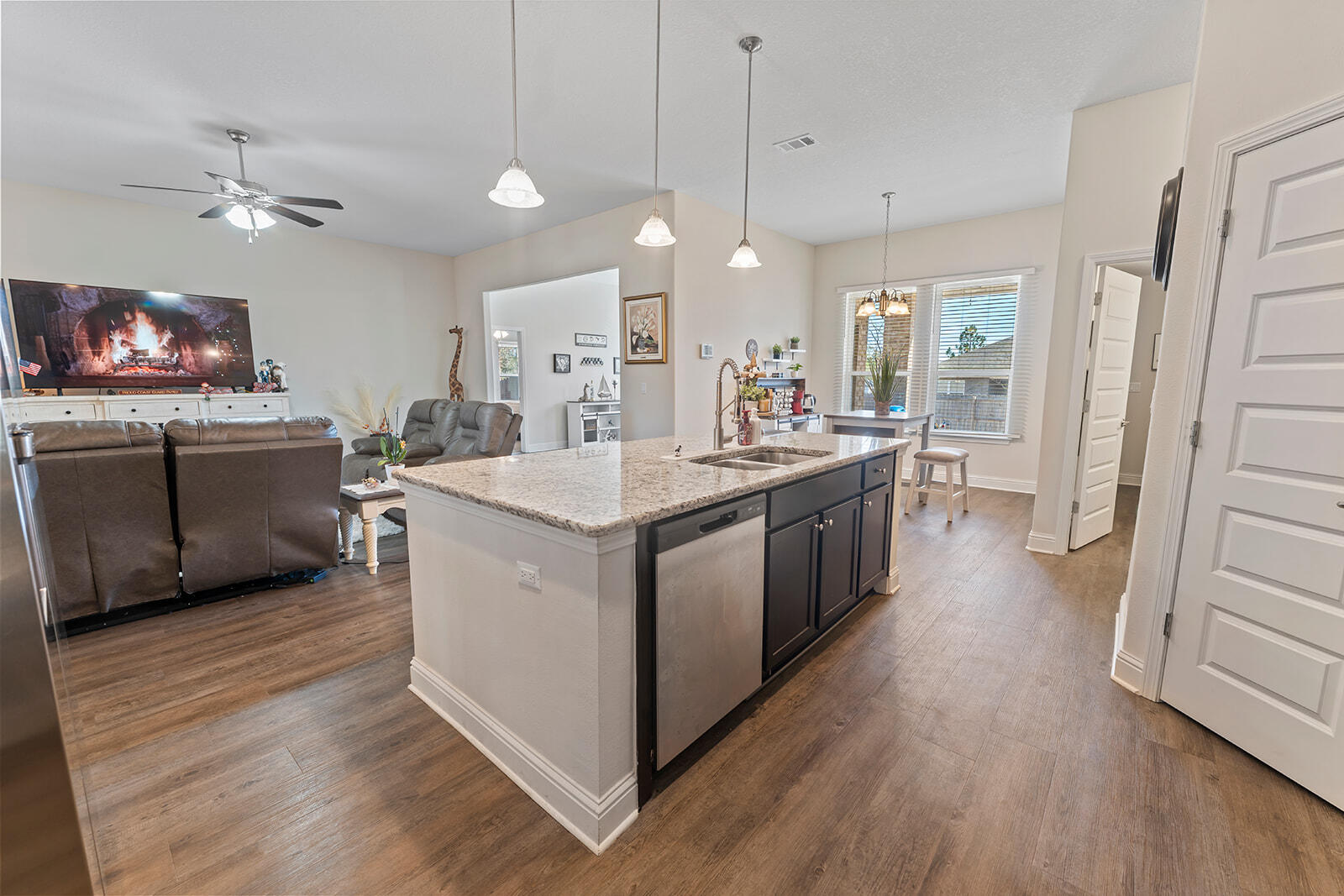 BROOKE ESTATES PH III - Residential