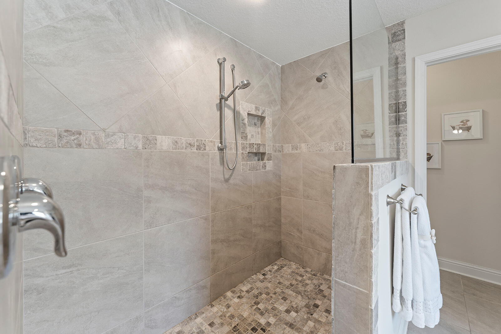 BROOKE ESTATES PH III - Residential