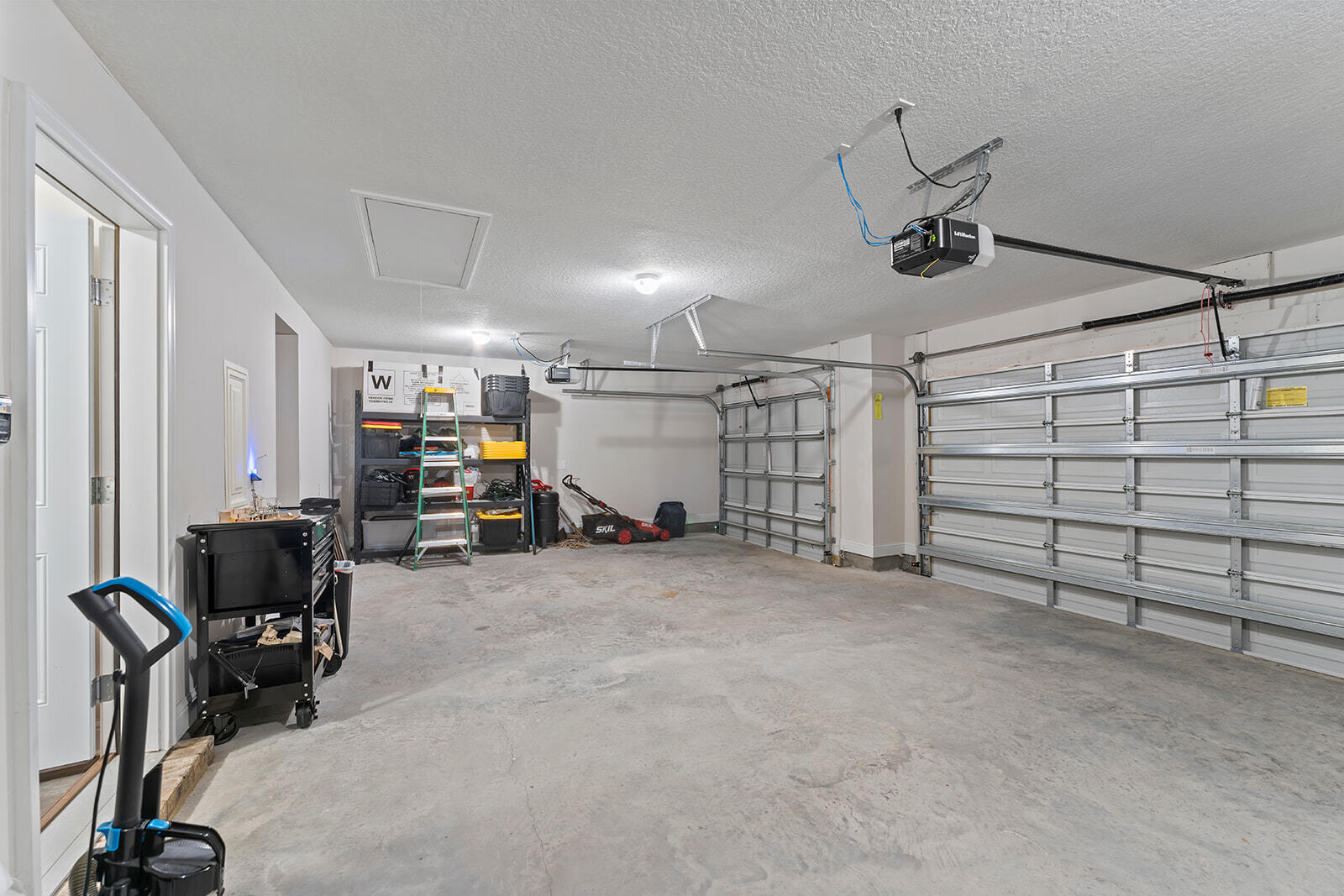 BROOKE ESTATES PH III - Residential