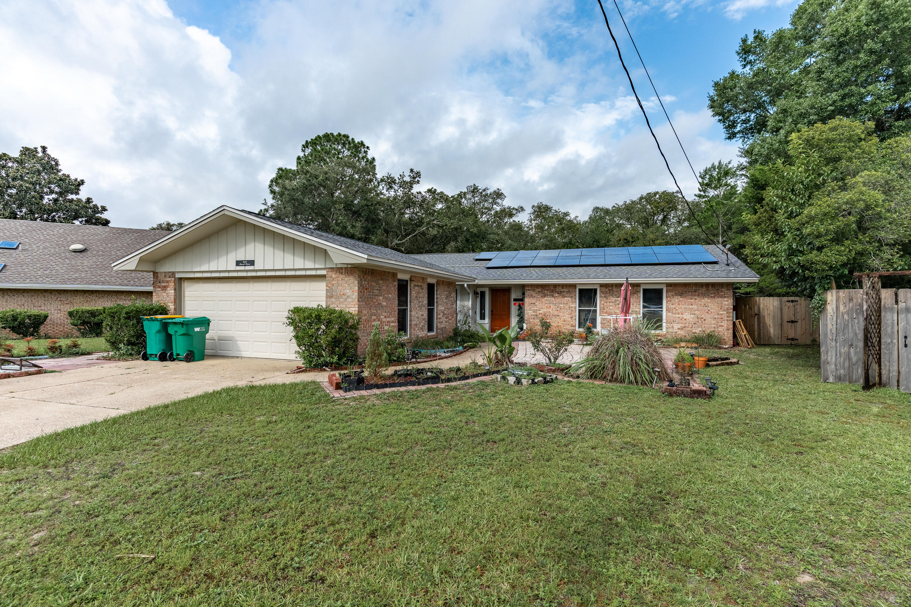 TANGLEWOOD 1ST ADDN - Residential