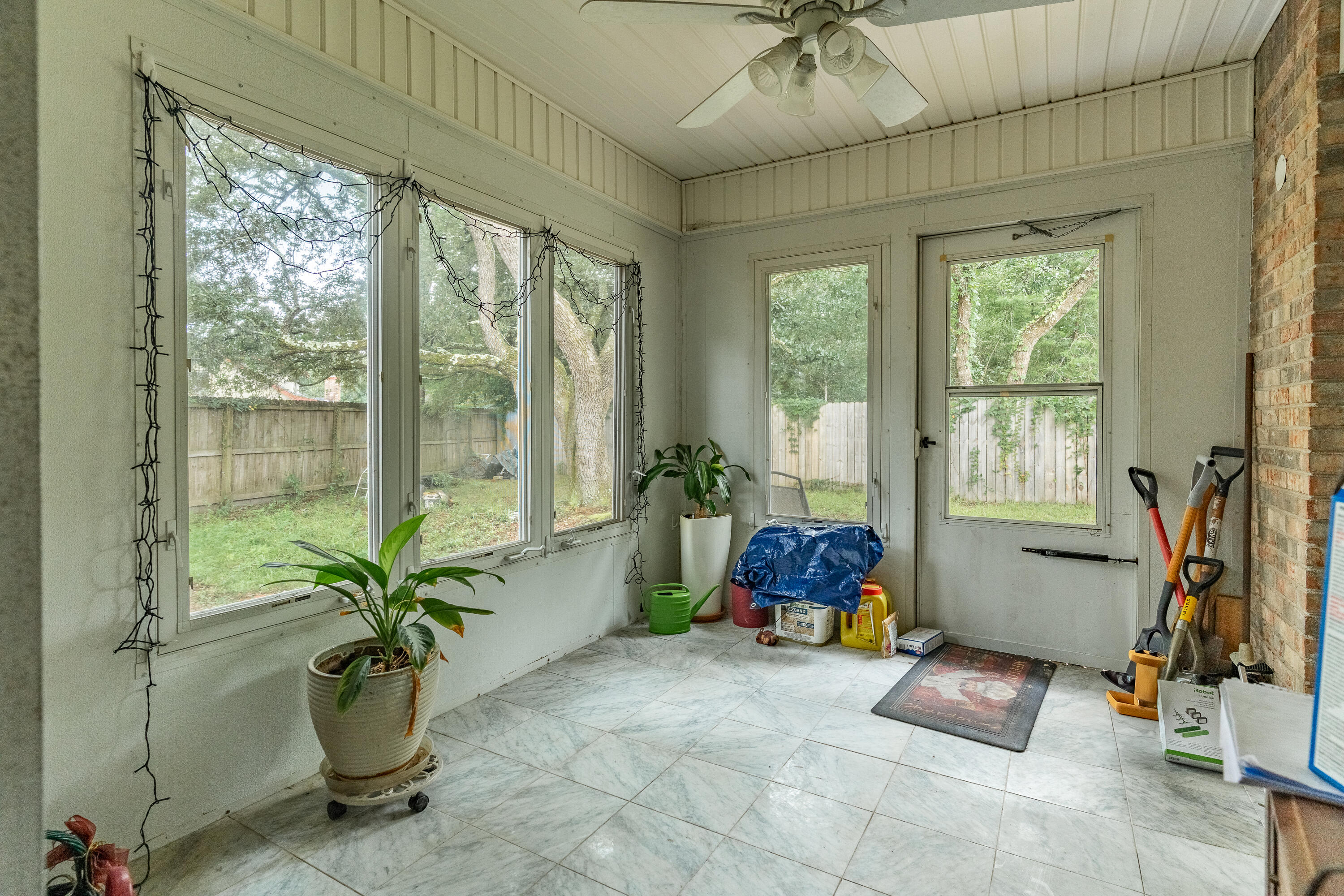 TANGLEWOOD 1ST ADDN - Residential