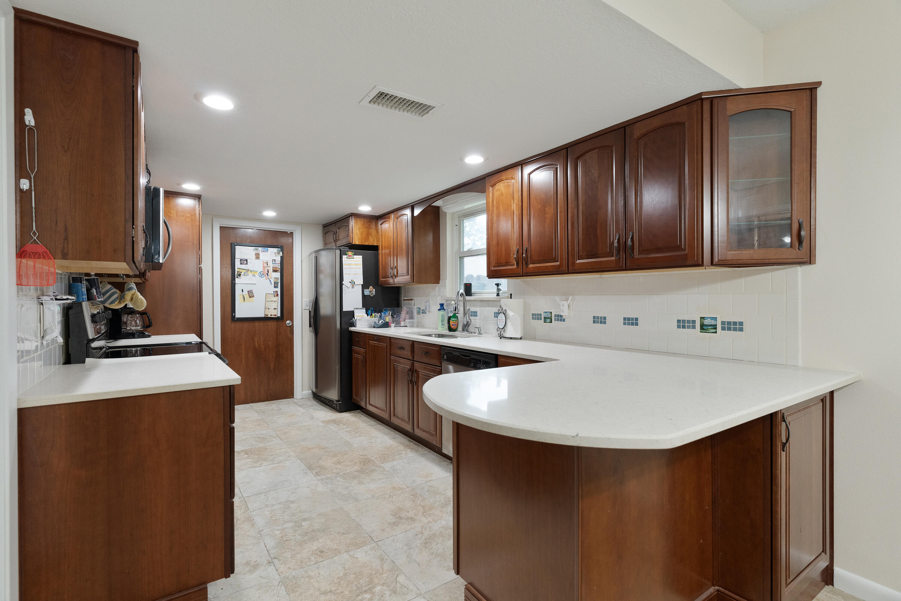 TANGLEWOOD 1ST ADDN - Residential