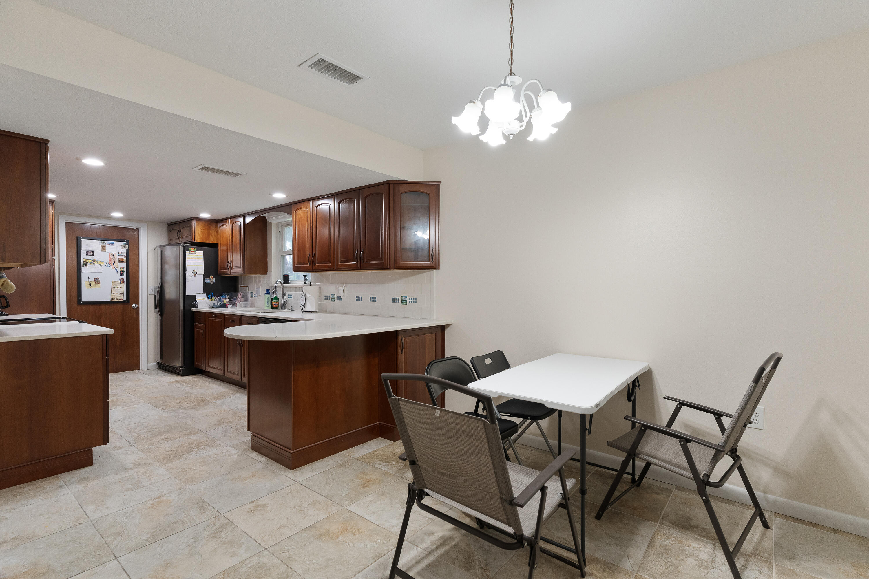 TANGLEWOOD 1ST ADDN - Residential