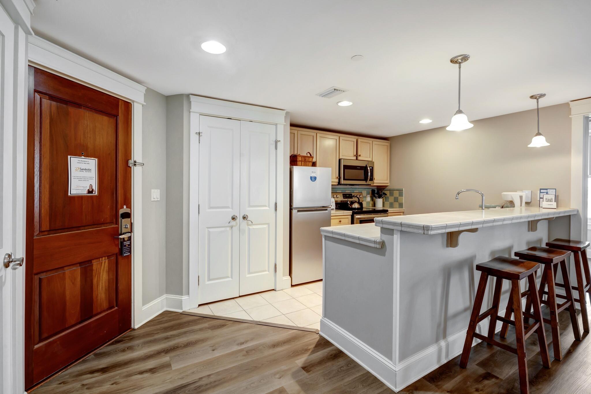 GRAND SANDESTIN THE - Residential Lease