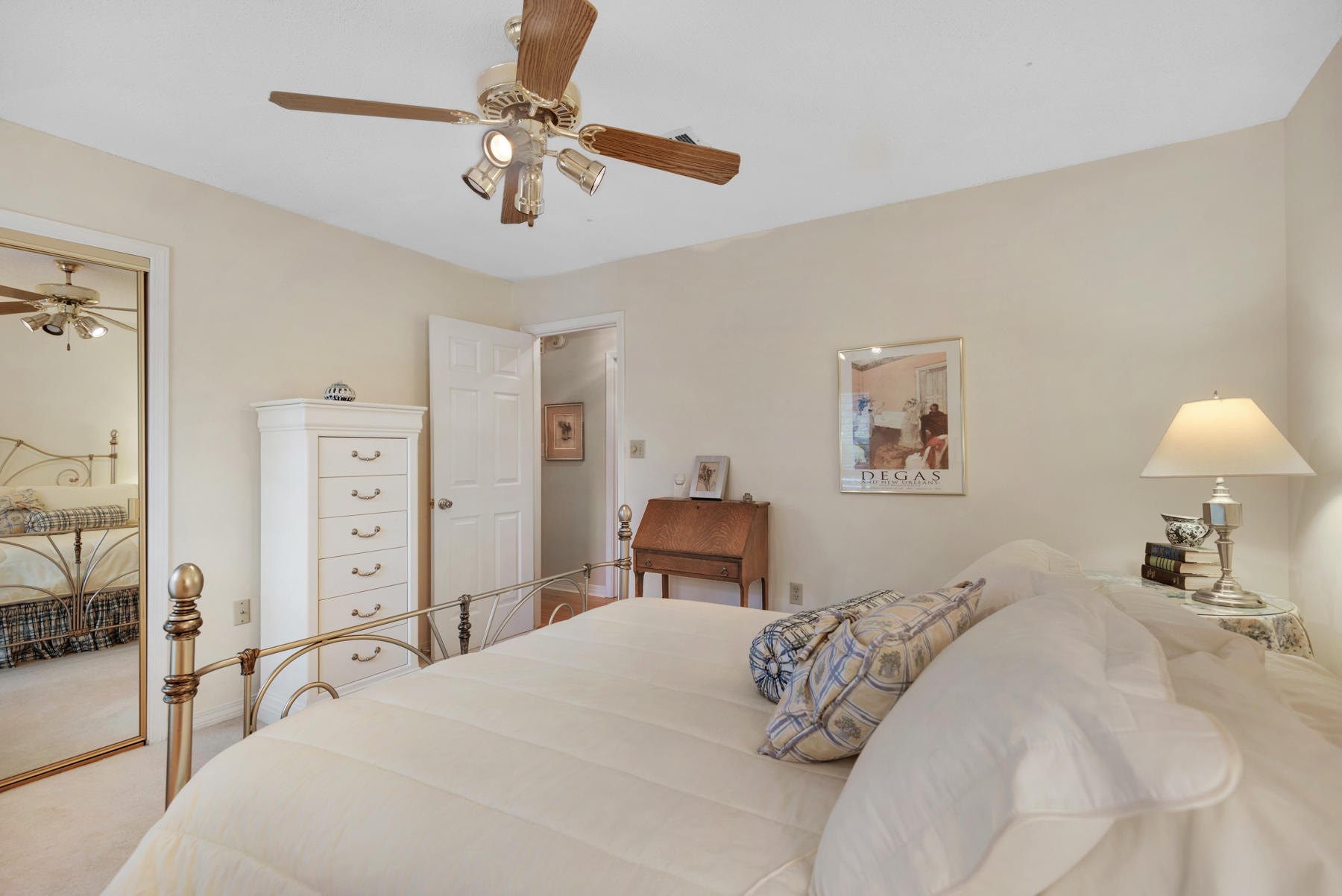 LAKE LORRAINE ESTATES 1st add - Residential