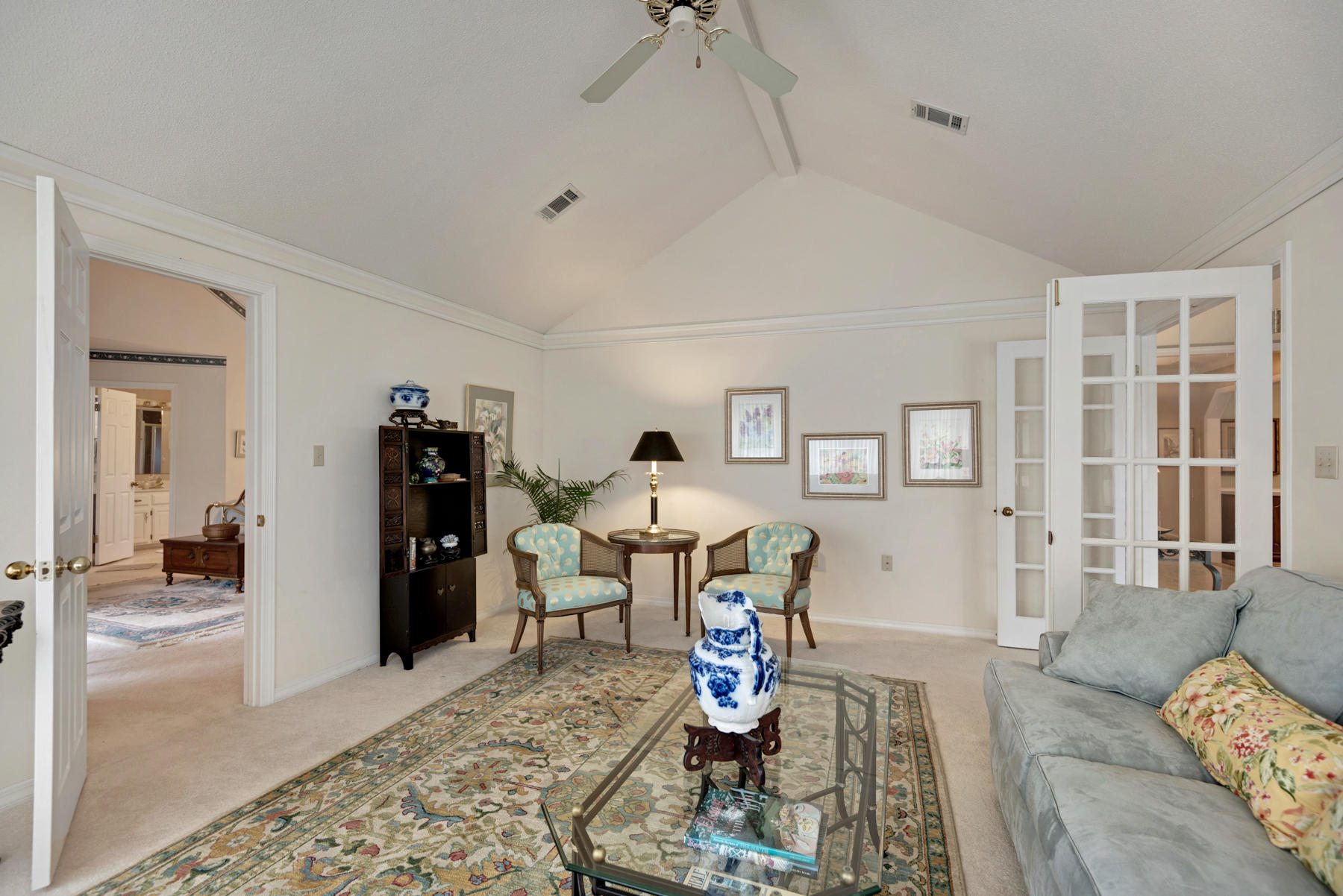 LAKE LORRAINE ESTATES 1st add - Residential