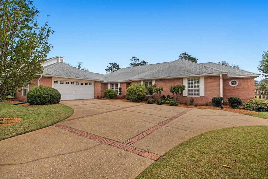 Beautifully Landscaped home on the 13th fairway of the Shalimar Pointe Golf and Country ClubFeatures:Open Floor PlanCombination Beautiful Hardwood Floors, Tile, and CarpetHigh CeilingsTray Ceiling in Formal Dining Room and HallwayCentral Vacuum SystemPropane gas Cook TopStainless steel Refrigerator- less than two years oldPlantation Shutters in Kitchen, Dining Room and 2 front BedroomsIntegrated Ironing Board in Laundry Room/MudroomDedicated Garage Door for Golf Carts with Custom Brick Path to Golf CourseSale of Home INCLUDES one share ownership of Member owned Golf CourseWhole House Recently PaintedOne prized possession is a transplanted Azalea from Alexander Graham Bell's grandson, Gilbert Grosvenor's farm, who was longtime editor of National Geographic