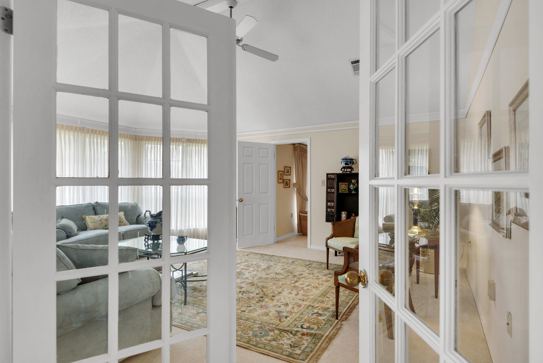 LAKE LORRAINE ESTATES 1st add - Residential