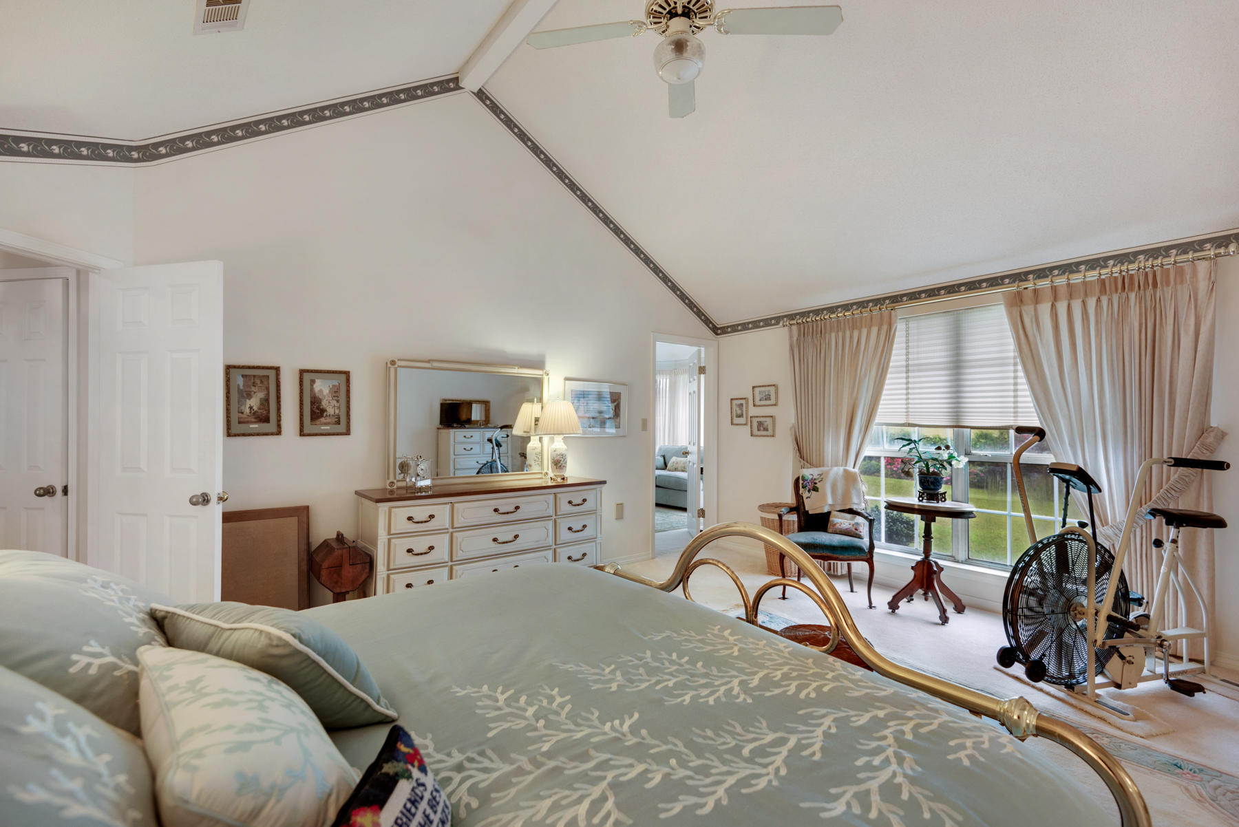 LAKE LORRAINE ESTATES 1st add - Residential