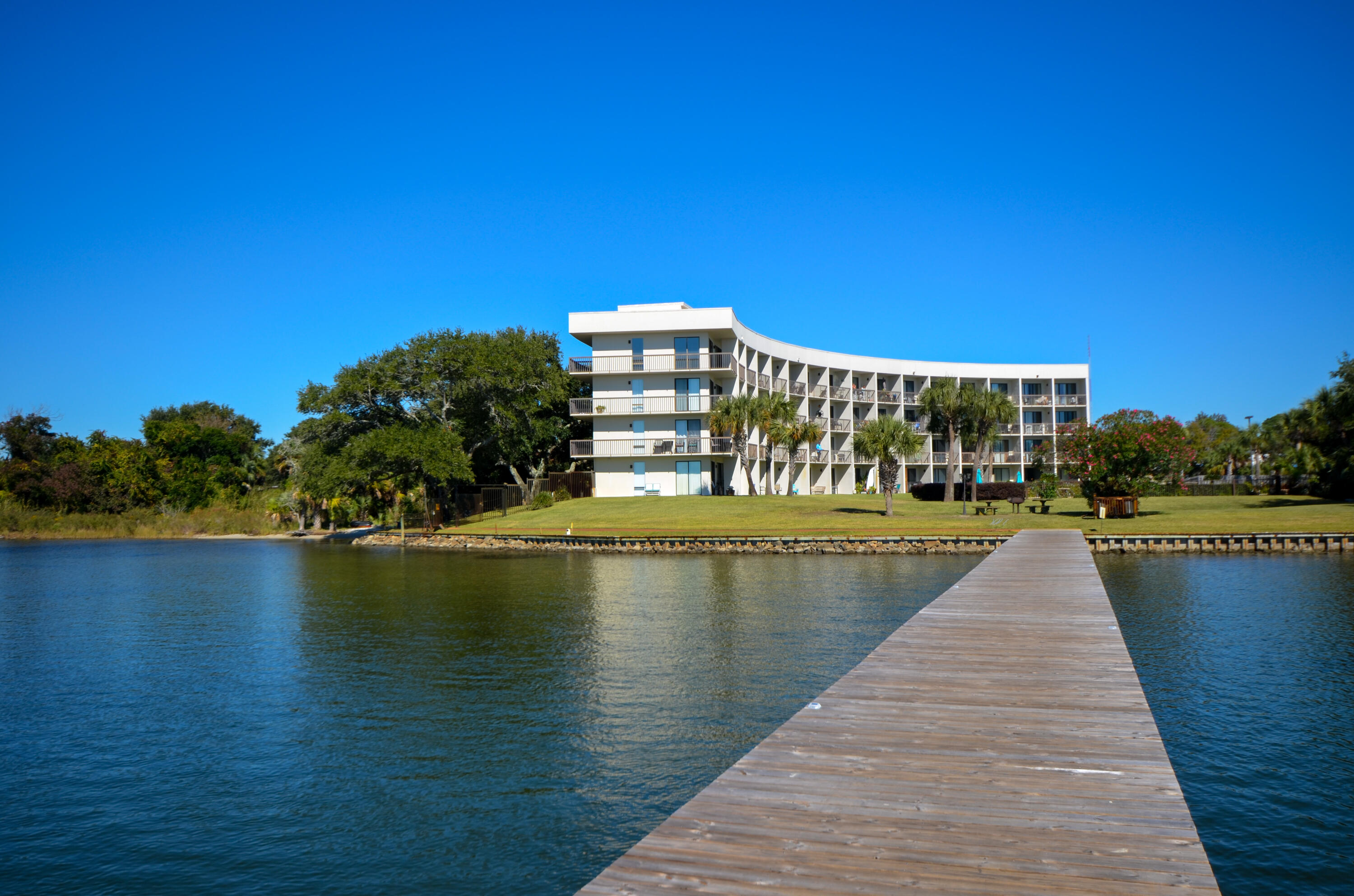 PIRATES BAY PH 1 - Residential