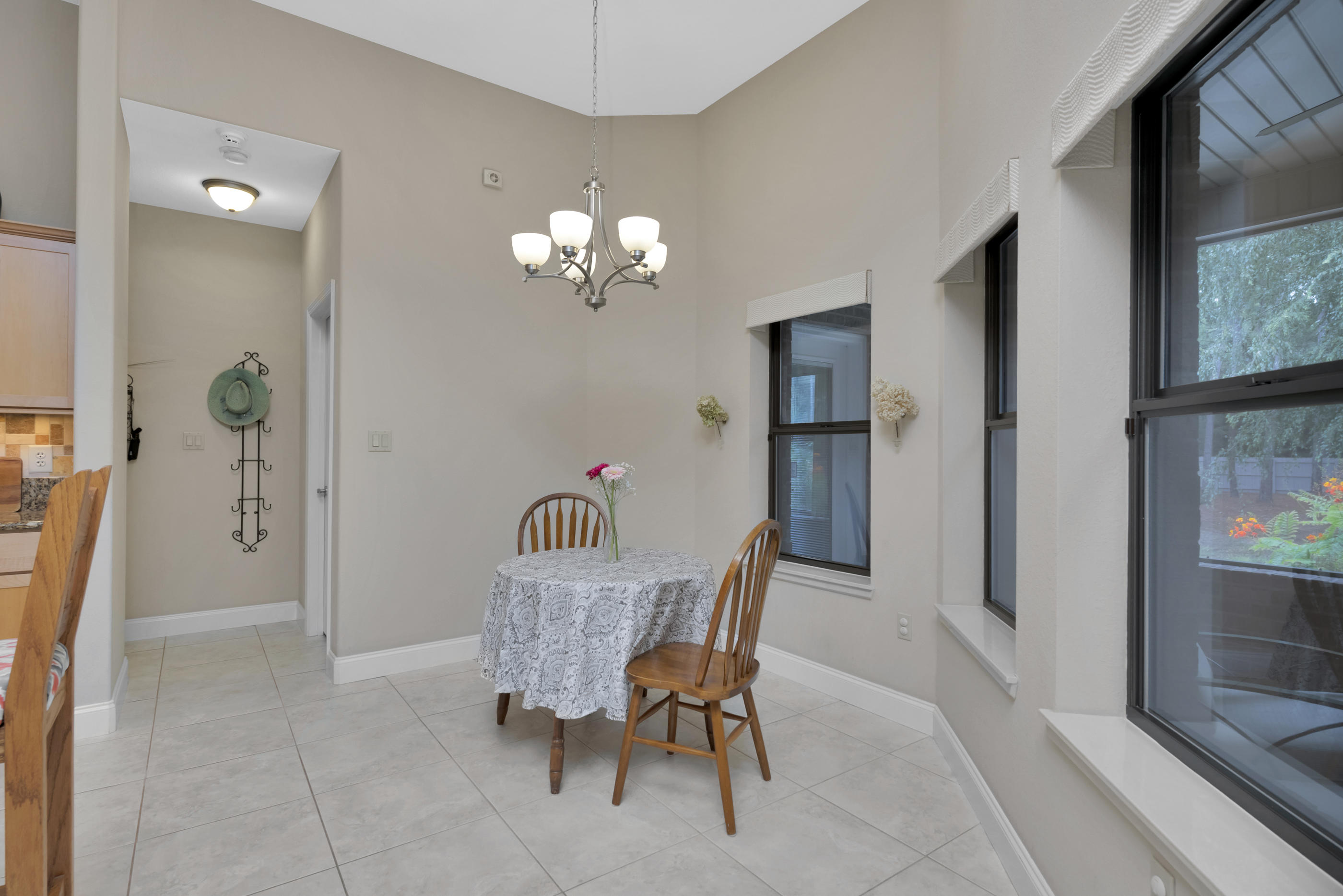 HOLLEY BY THE SEA - Residential